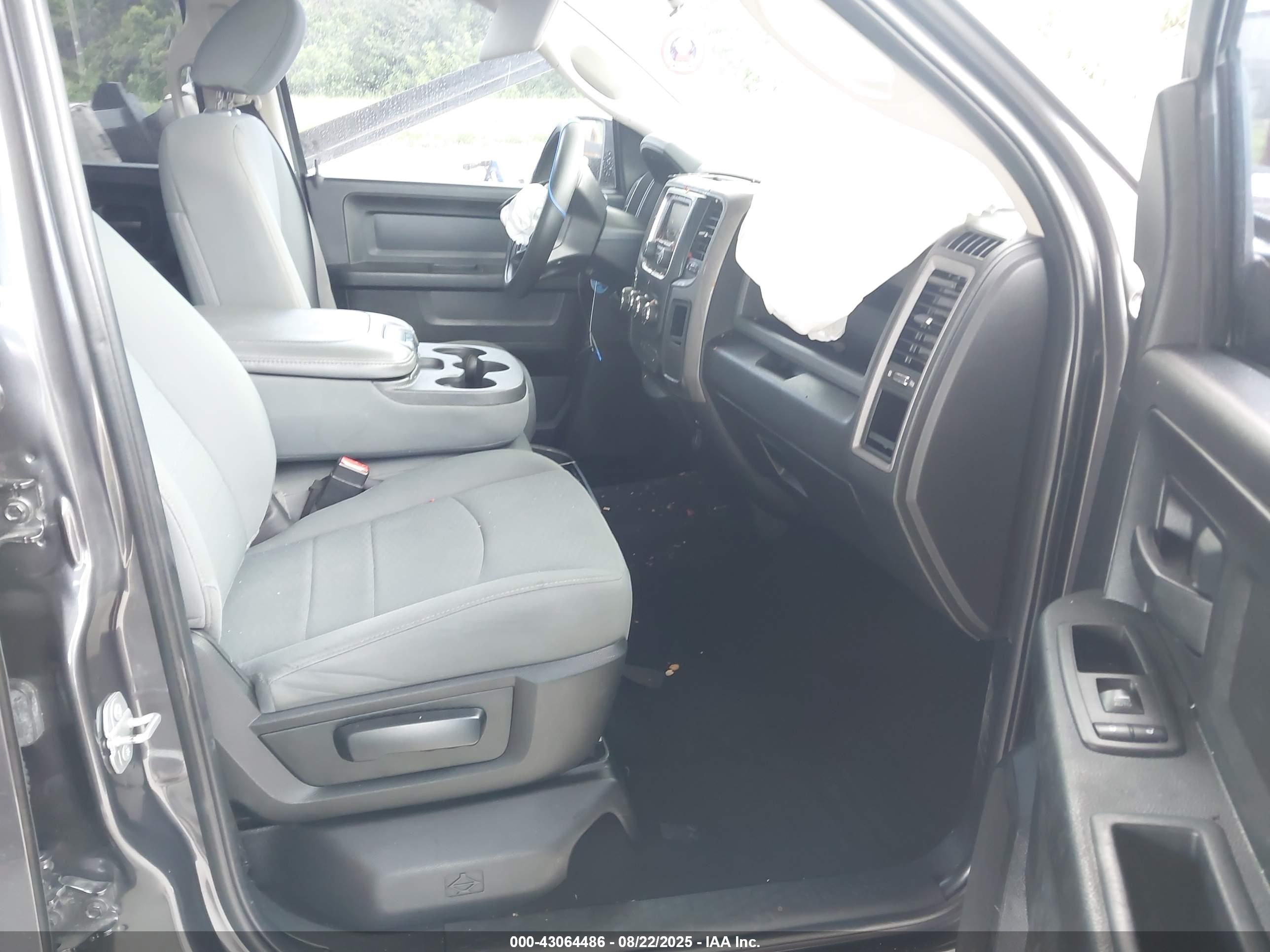 RAM 1500 image 5