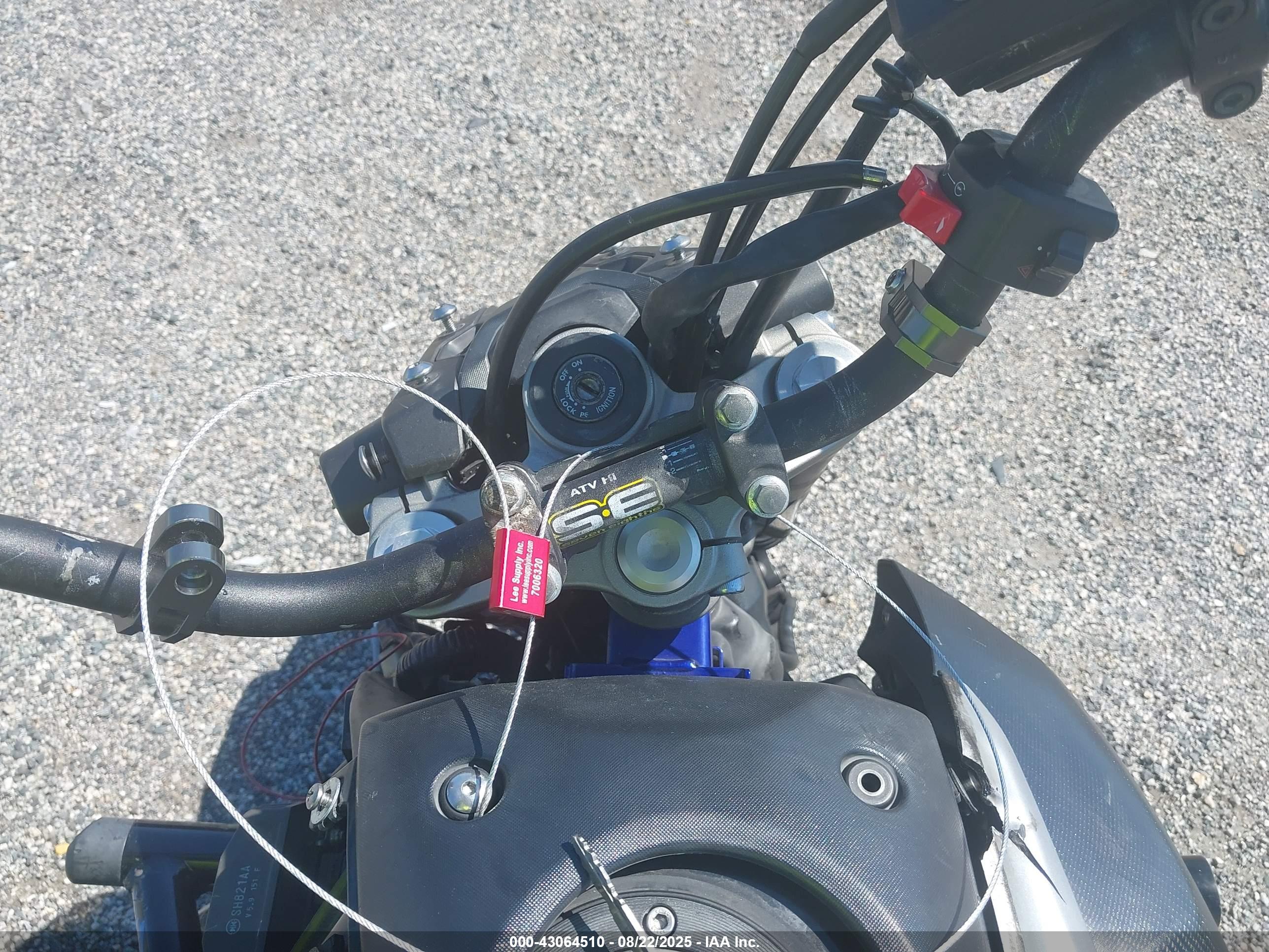 YAMAHA FZ07 image 7