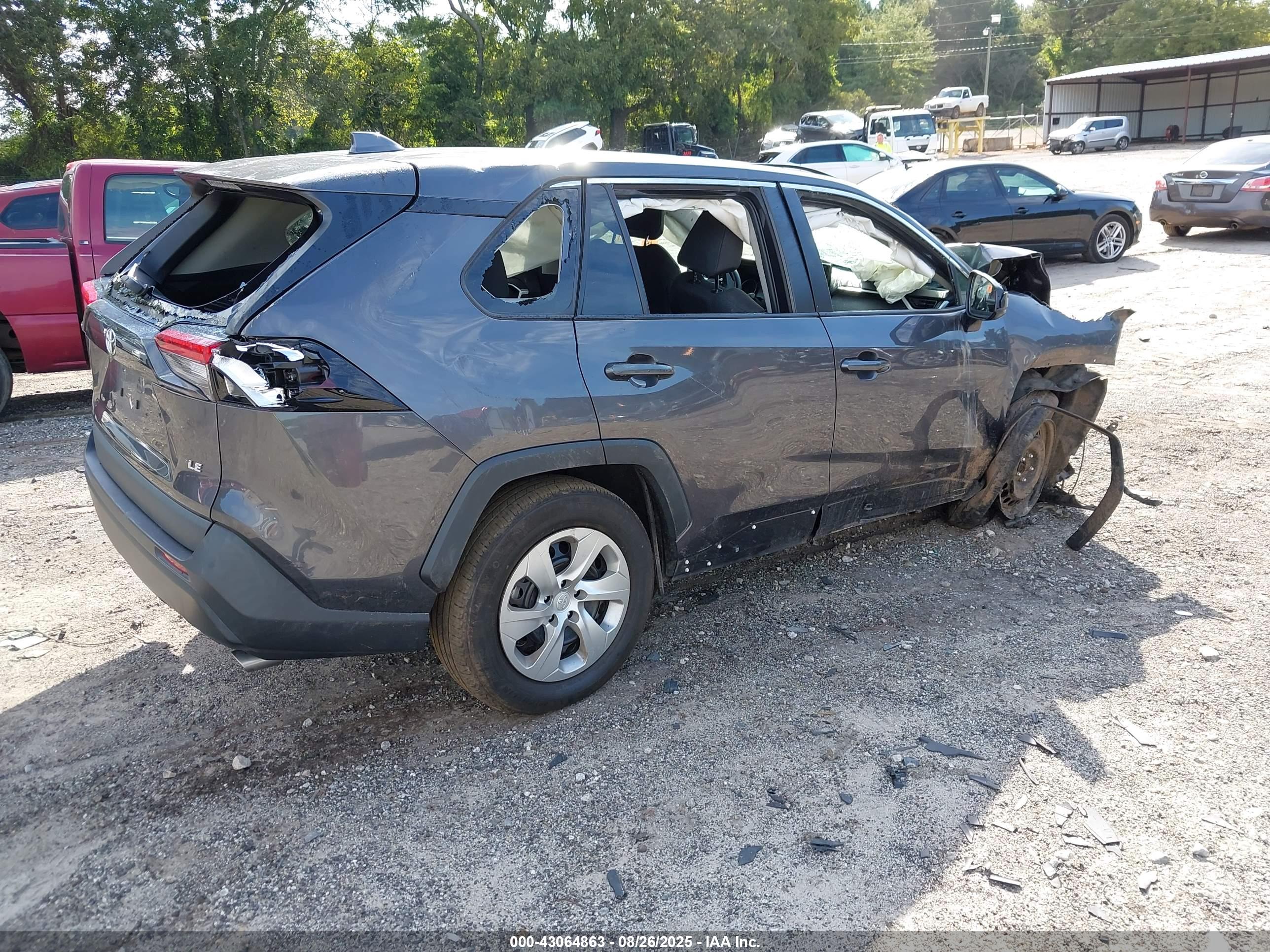 TOYOTA RAV4 image 4