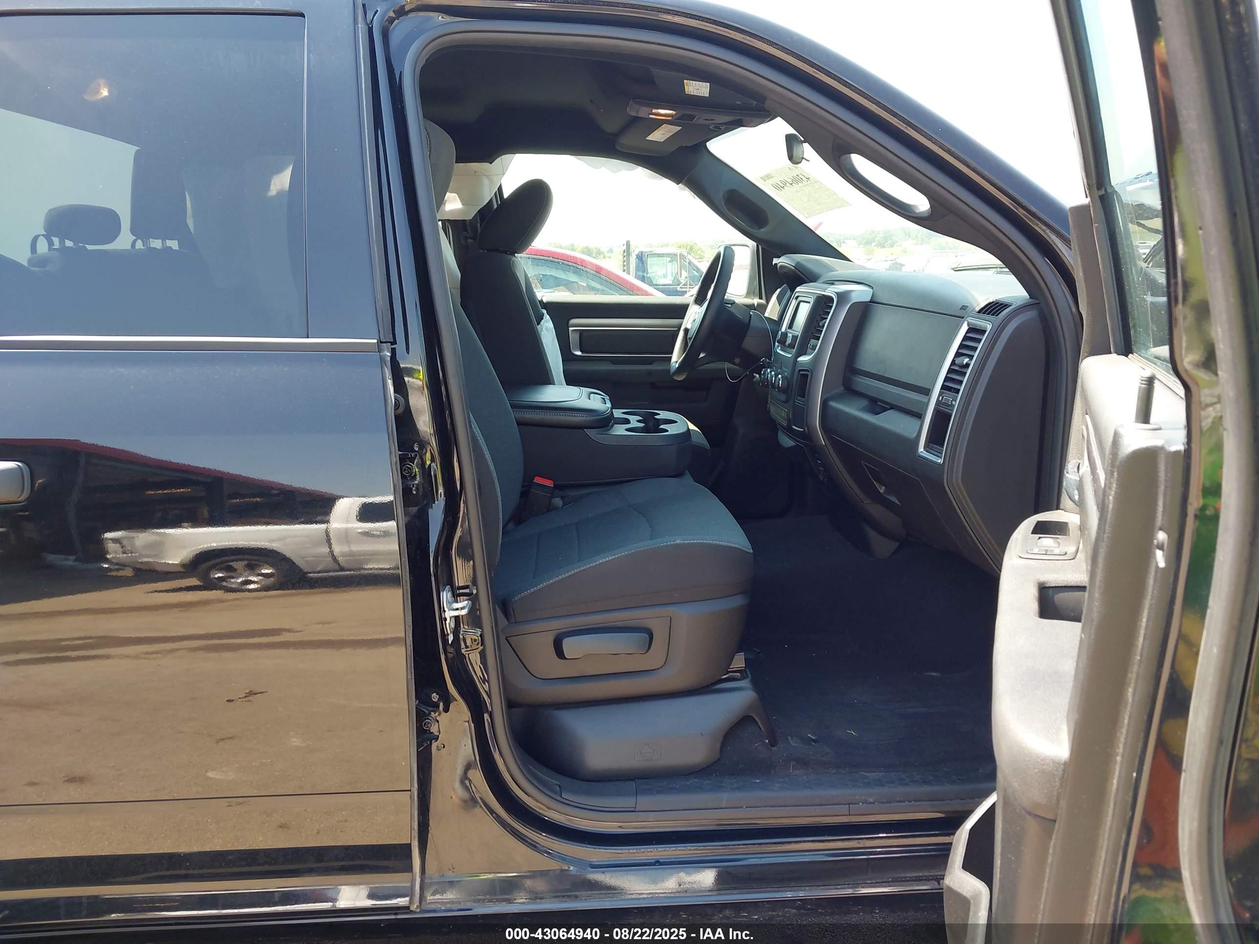 RAM 1500 image 5