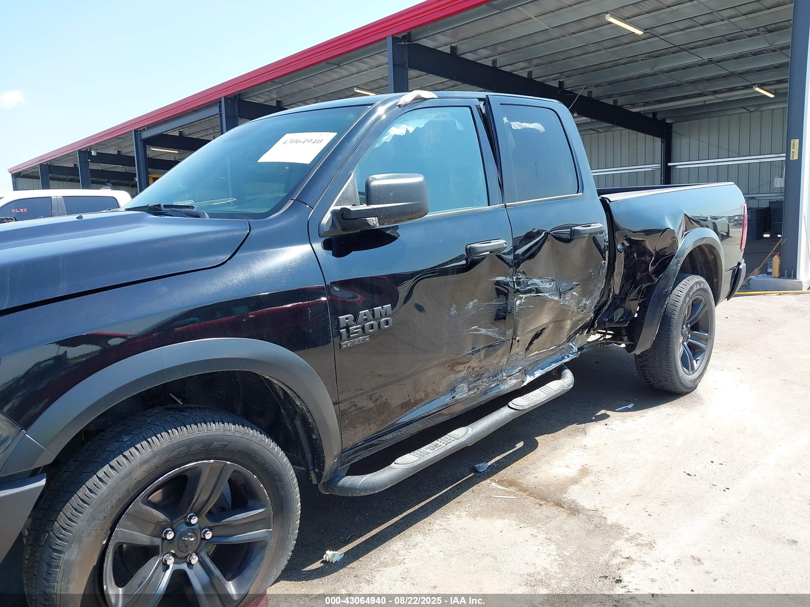 RAM 1500 image 6