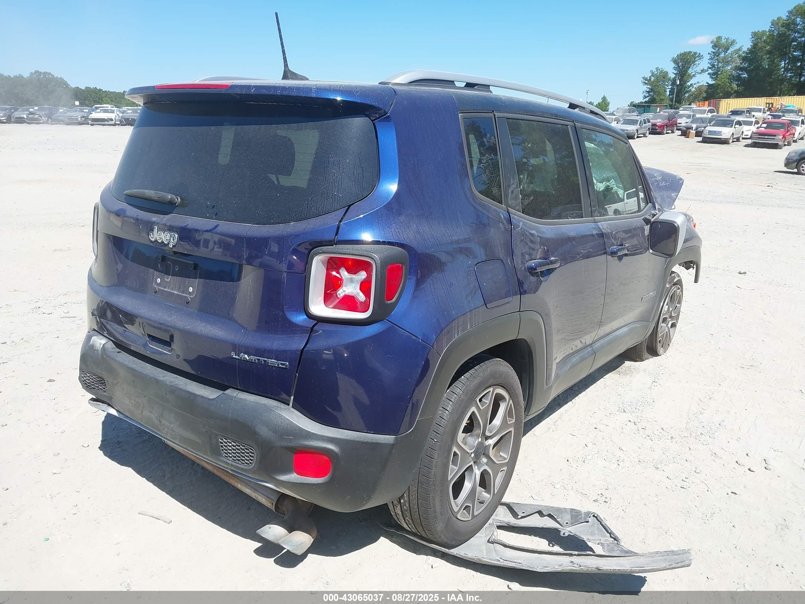 JEEP RENEGADE image 4