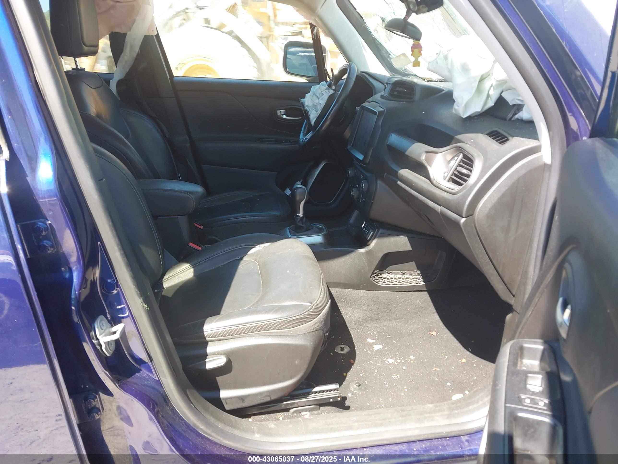 JEEP RENEGADE image 5