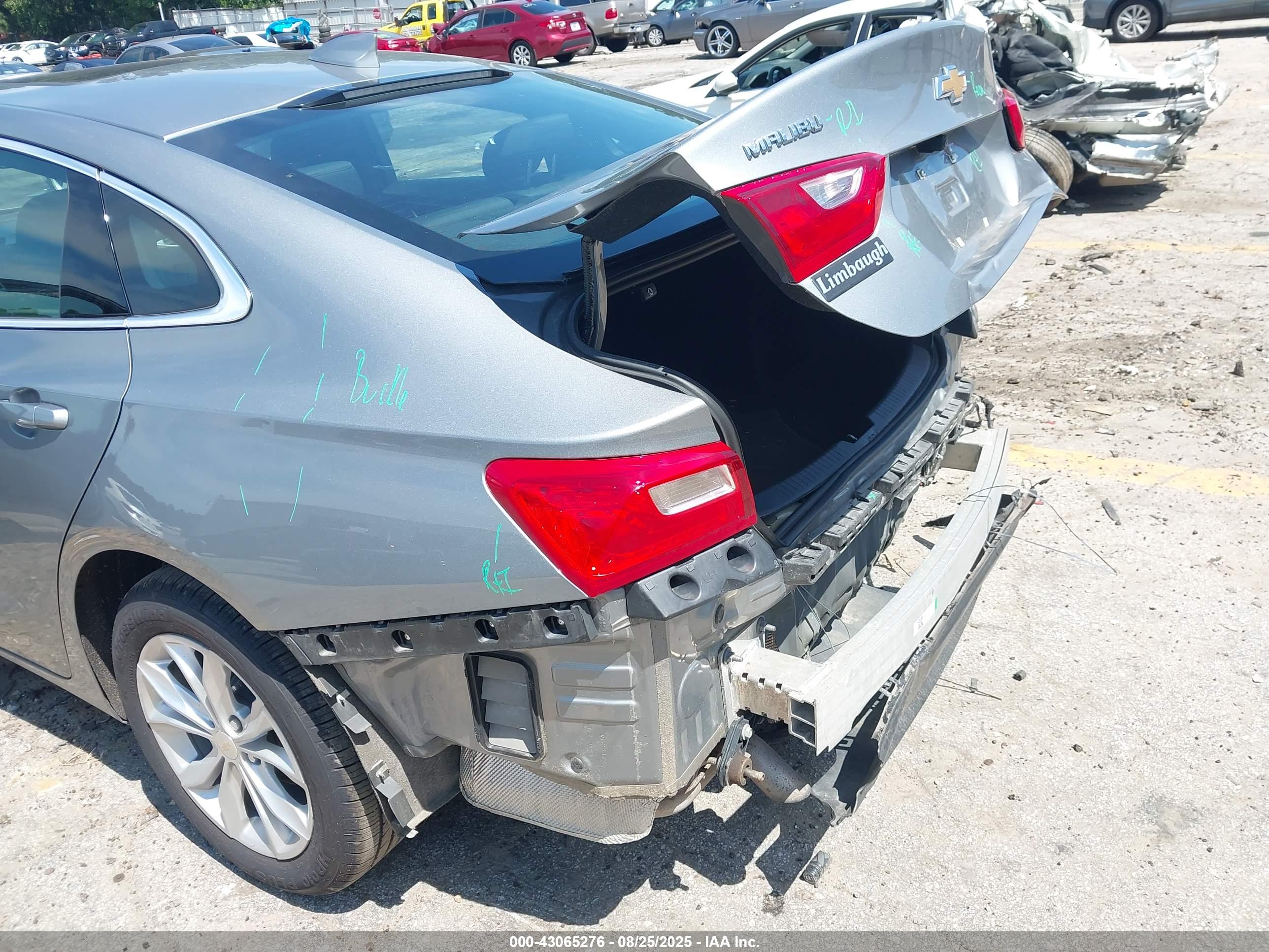 CHEVROLET MALIBU image 6