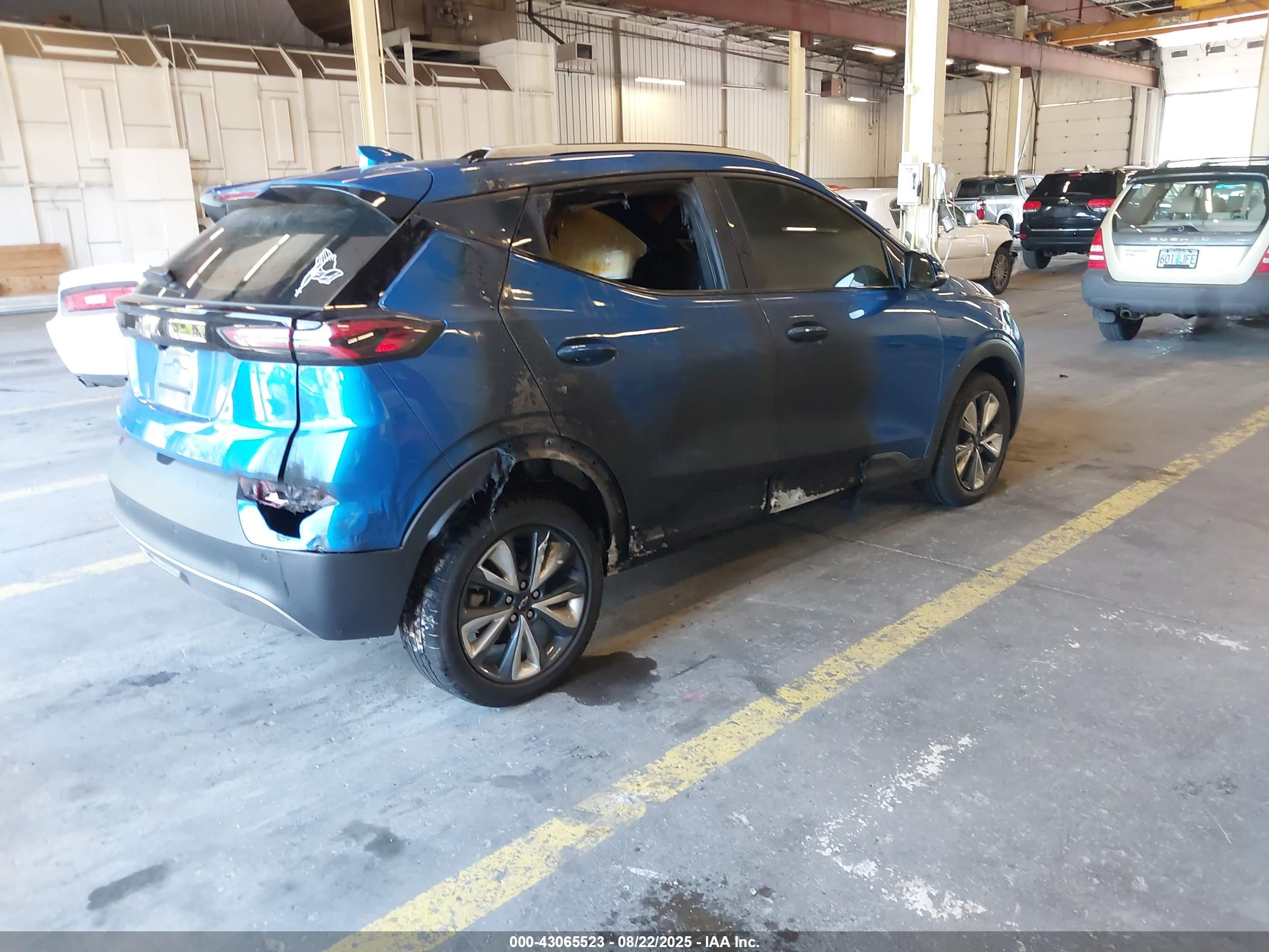 CHEVROLET BOLT image 4