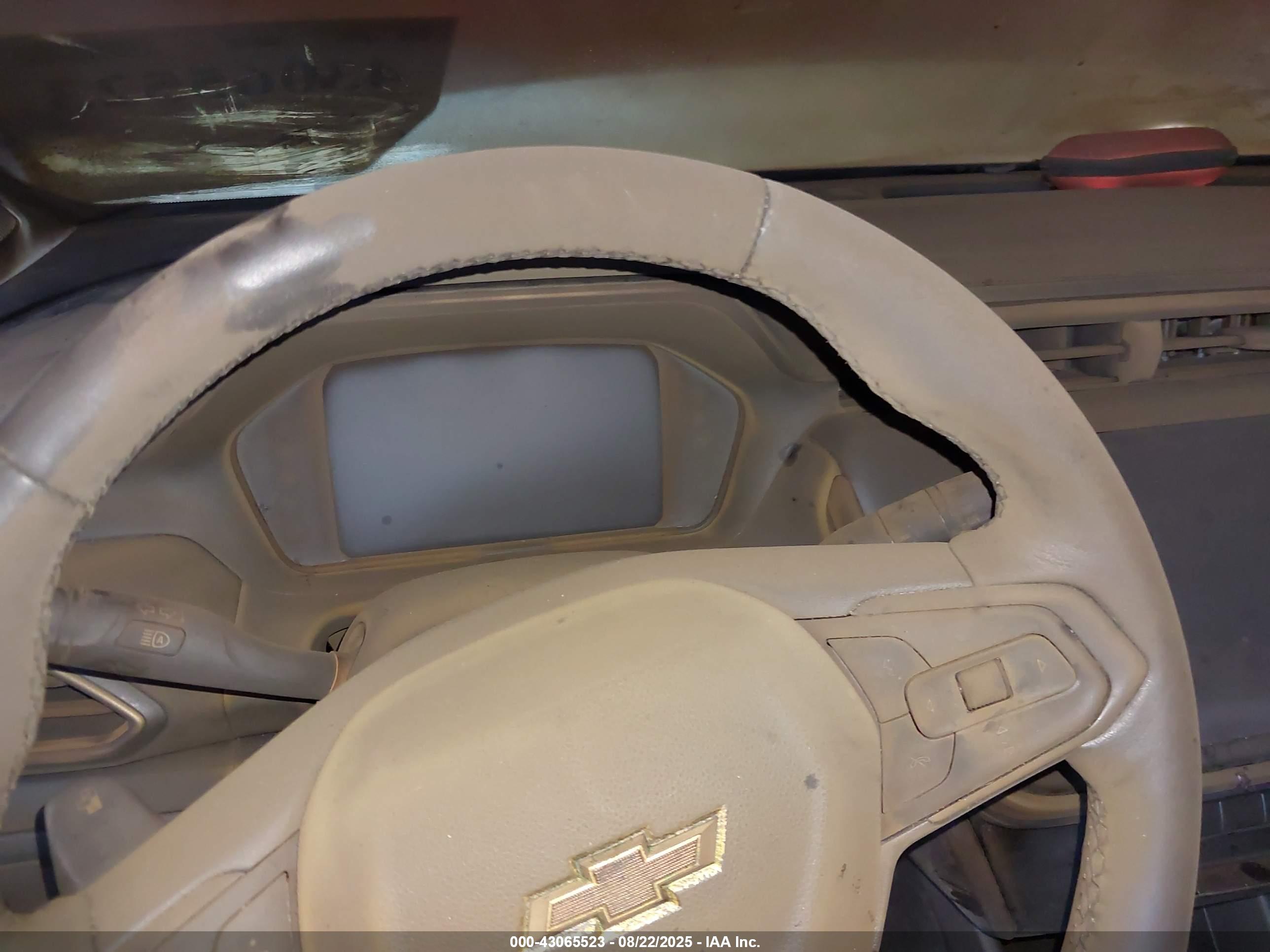 CHEVROLET BOLT image 7
