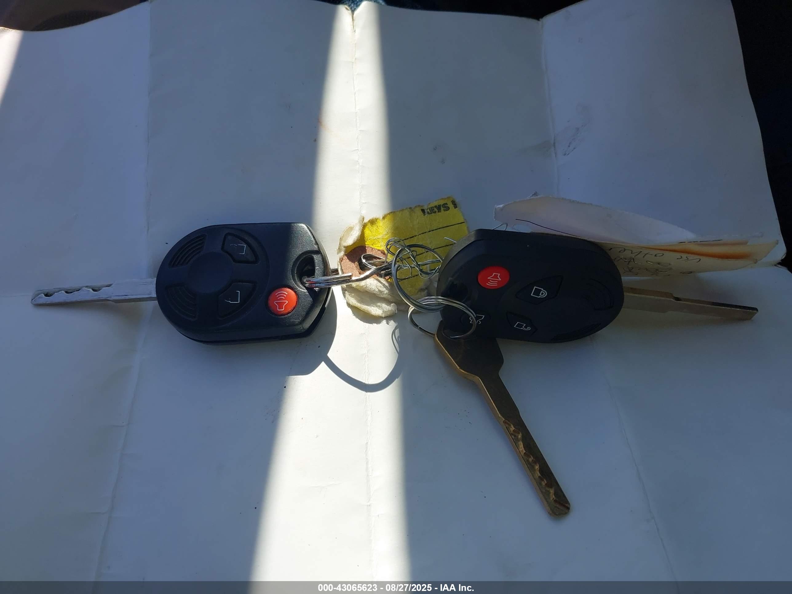 FORD ESCAPE image 11