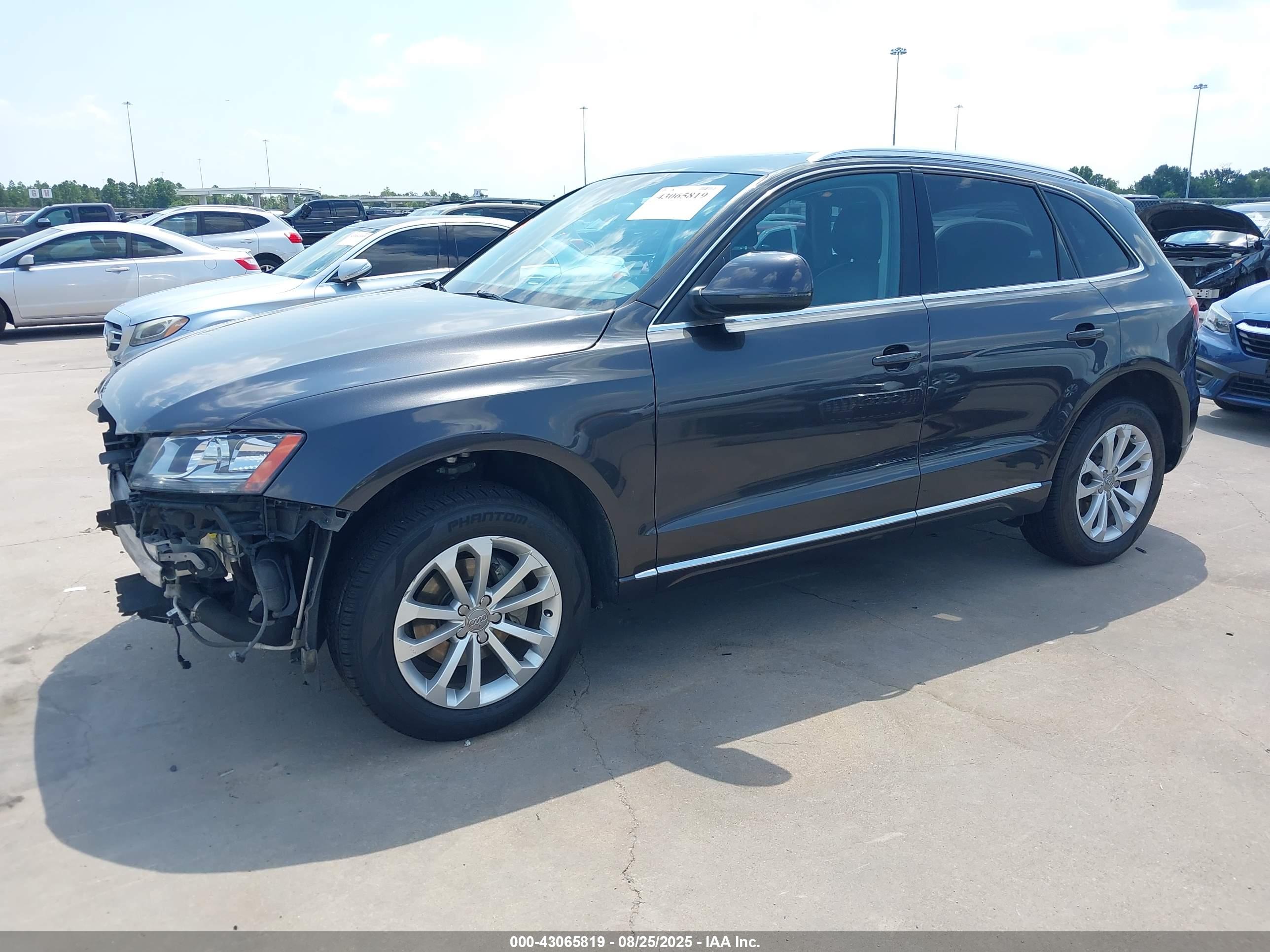 AUDI Q5 image 2