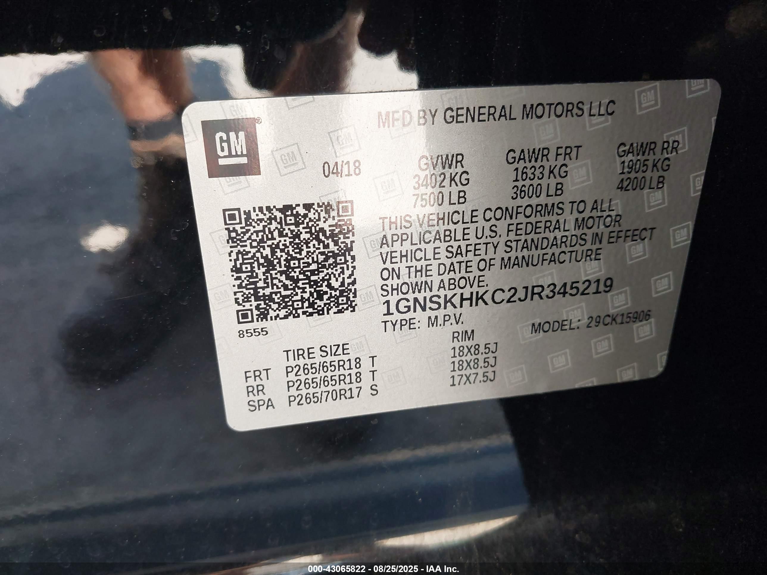CHEVROLET SUBURBAN image 9