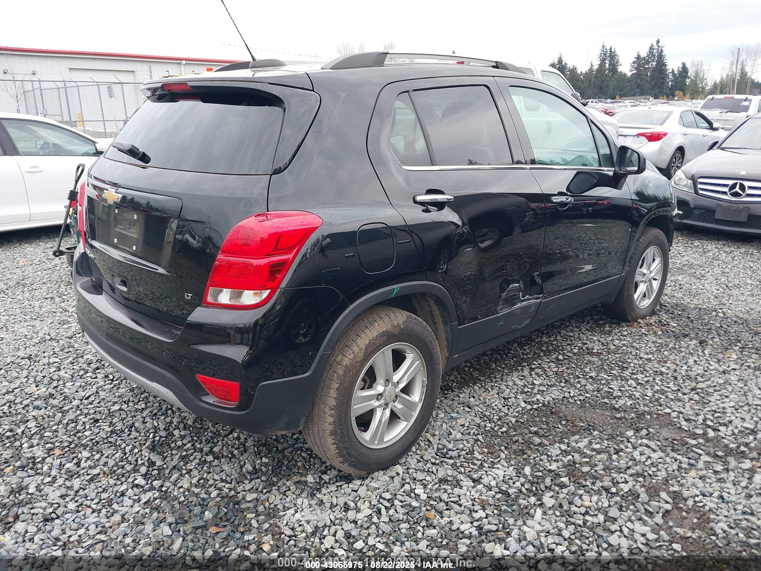 CHEVROLET TRAX image 4