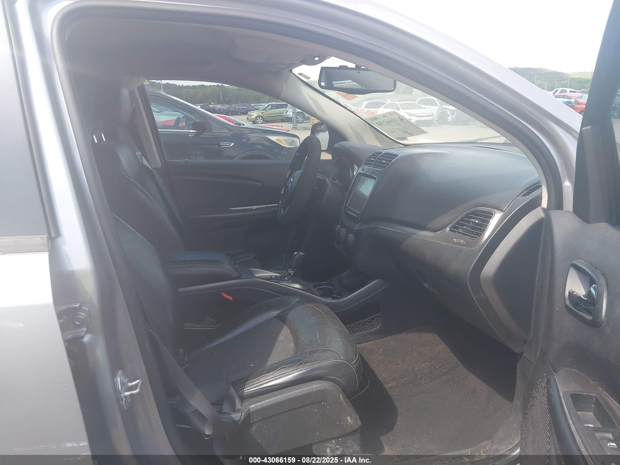 DODGE JOURNEY image 5