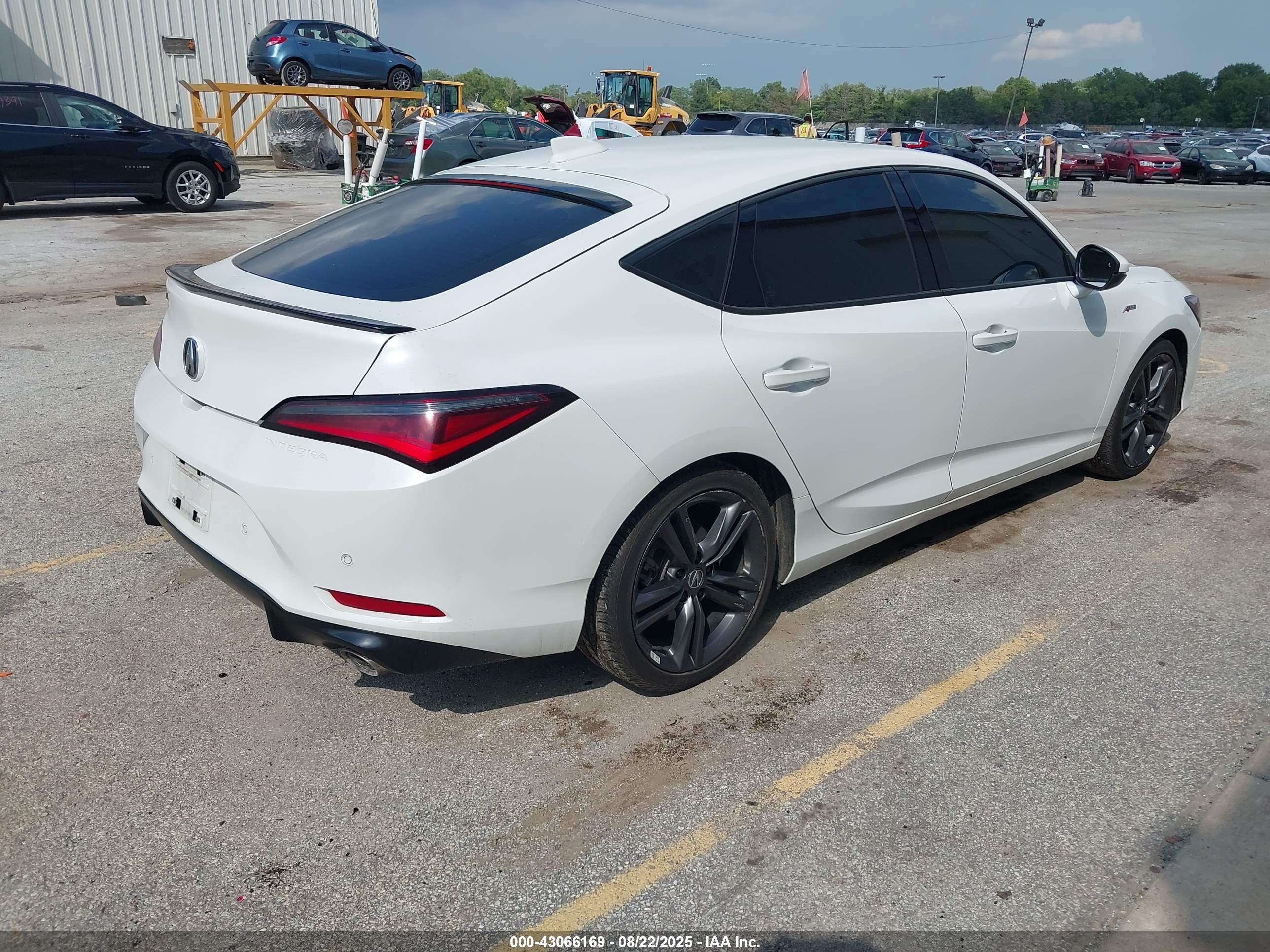 ACURA INTEGRA image 4