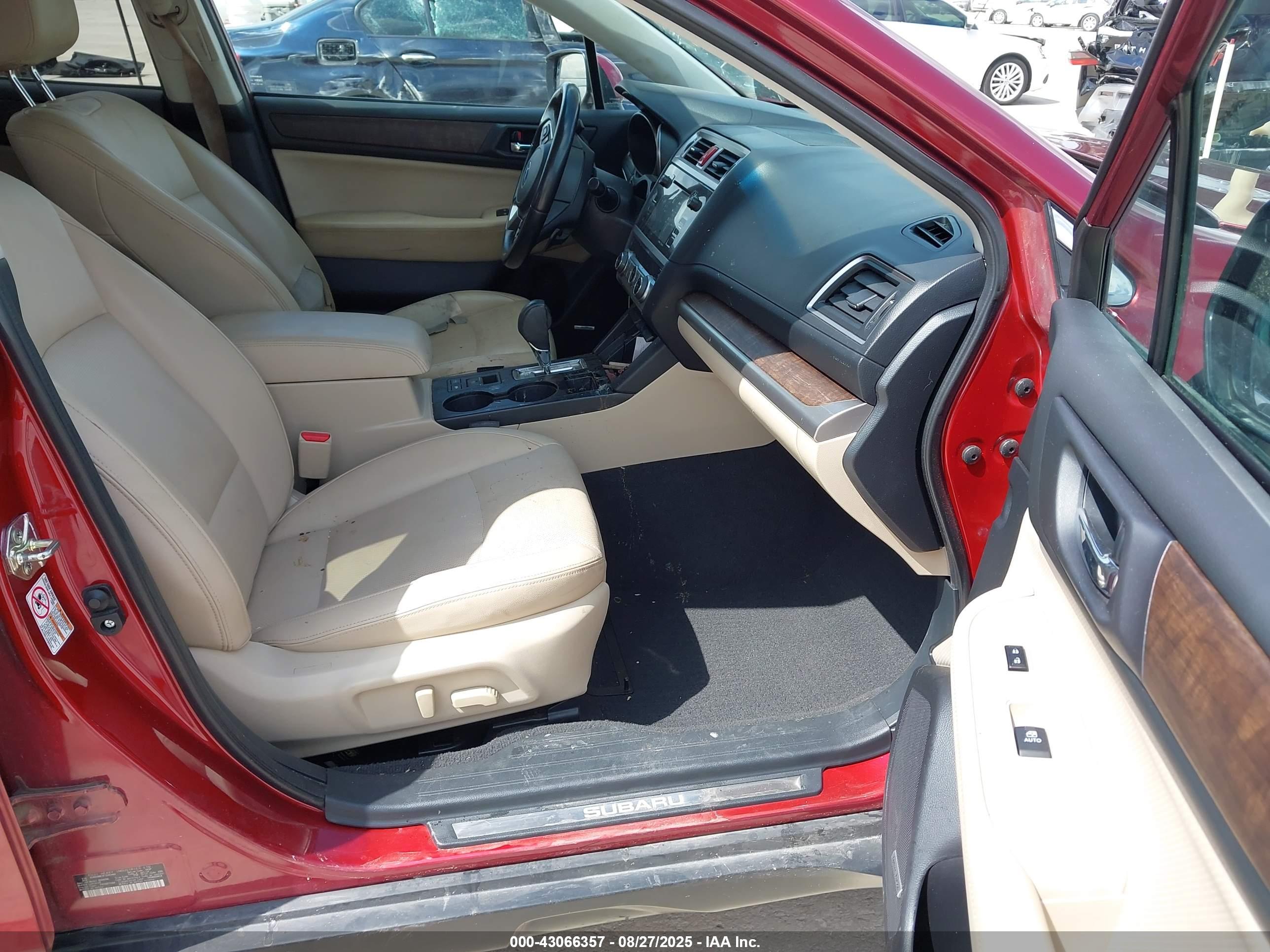 SUBARU OUTBACK image 5