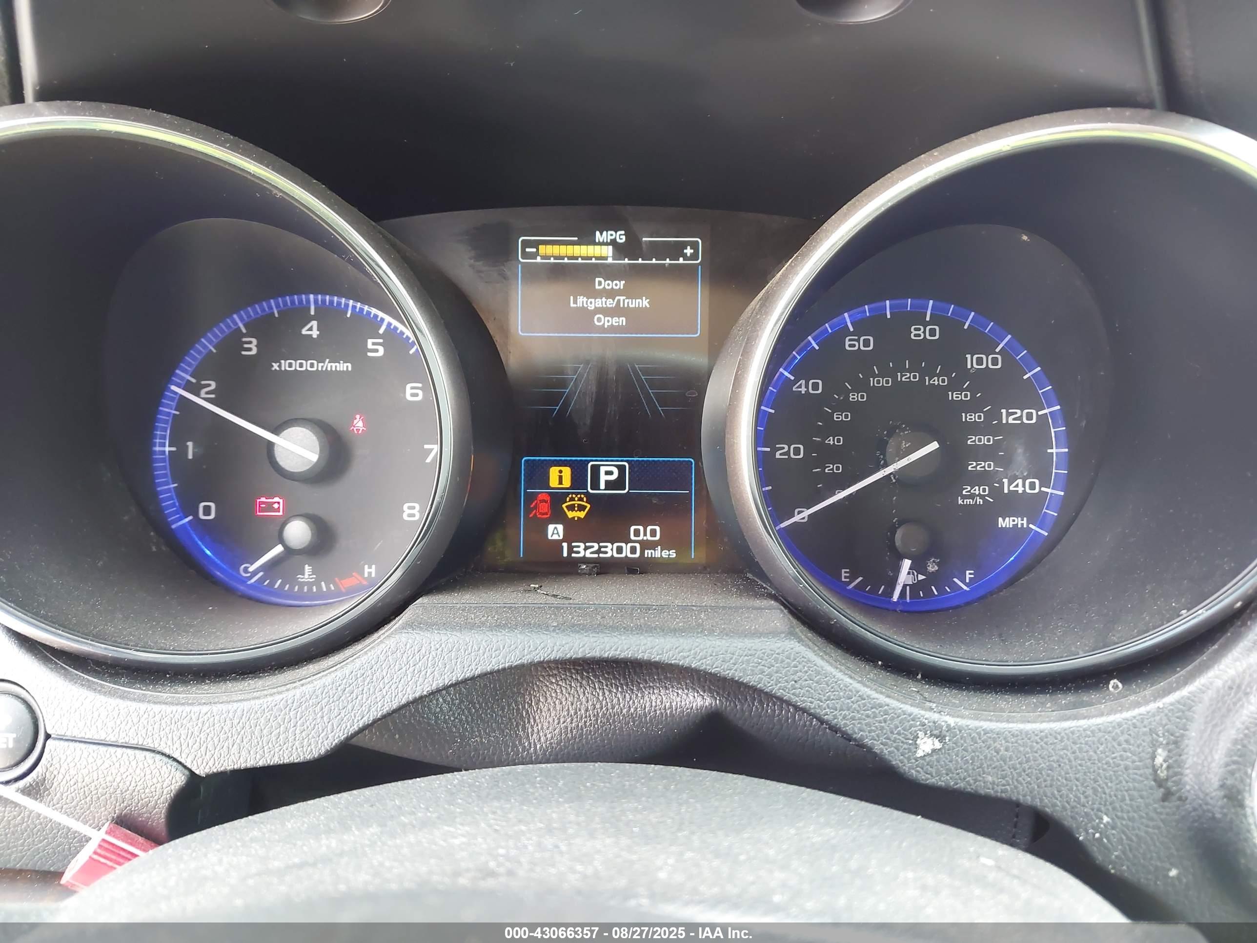 SUBARU OUTBACK image 7