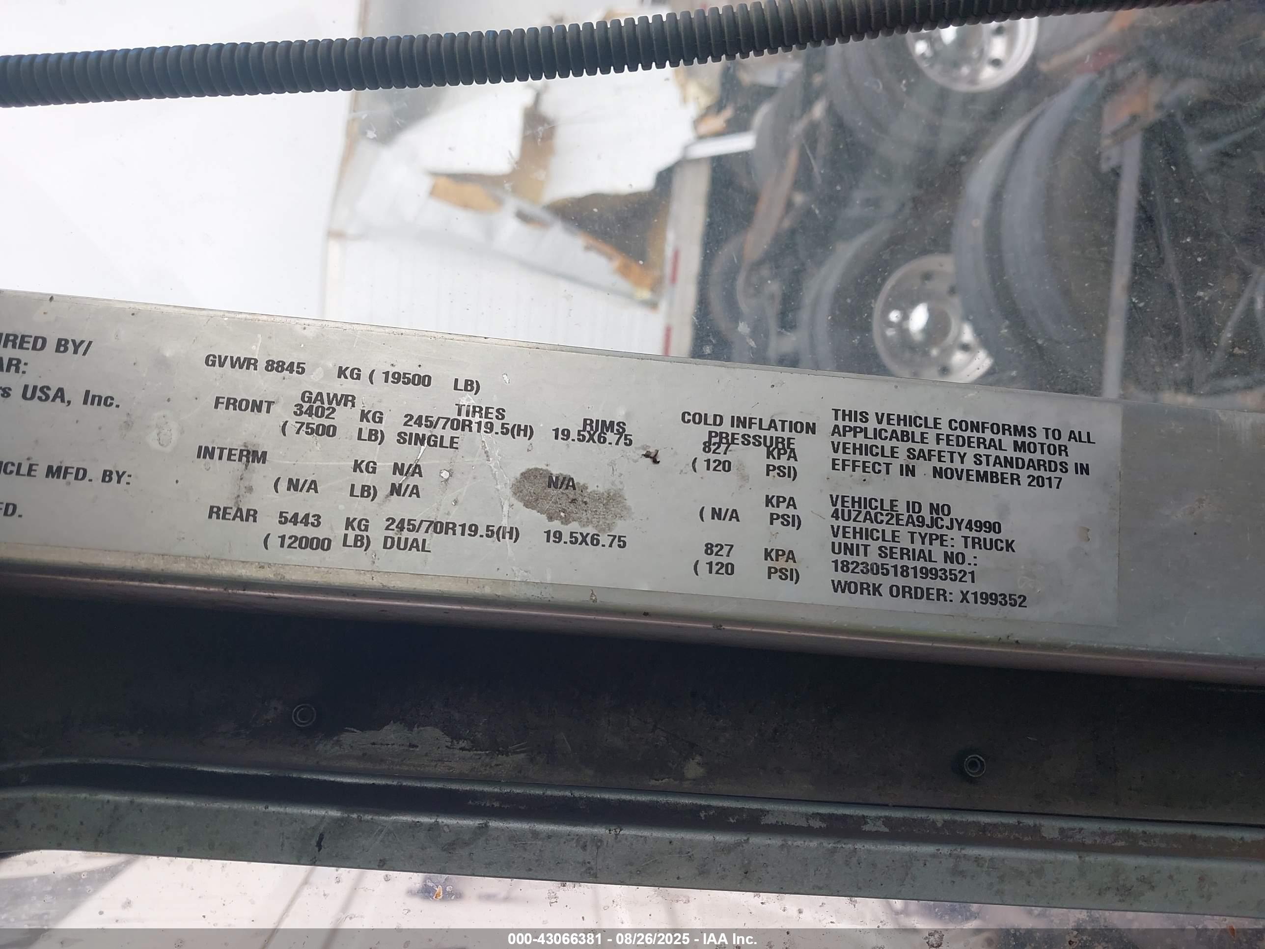 FREIGHTLINER MT45G image 9