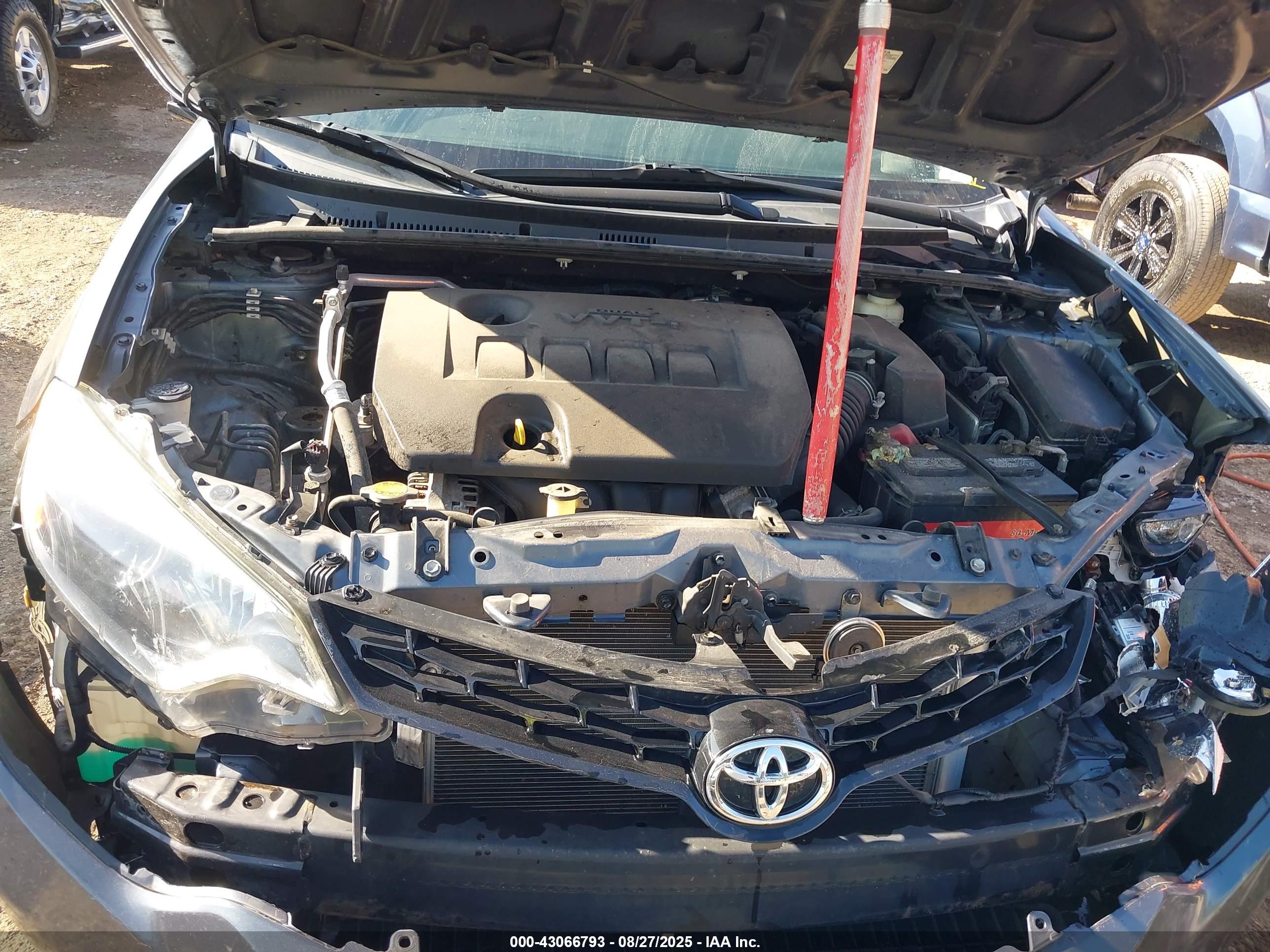 TOYOTA COROLLA image 10