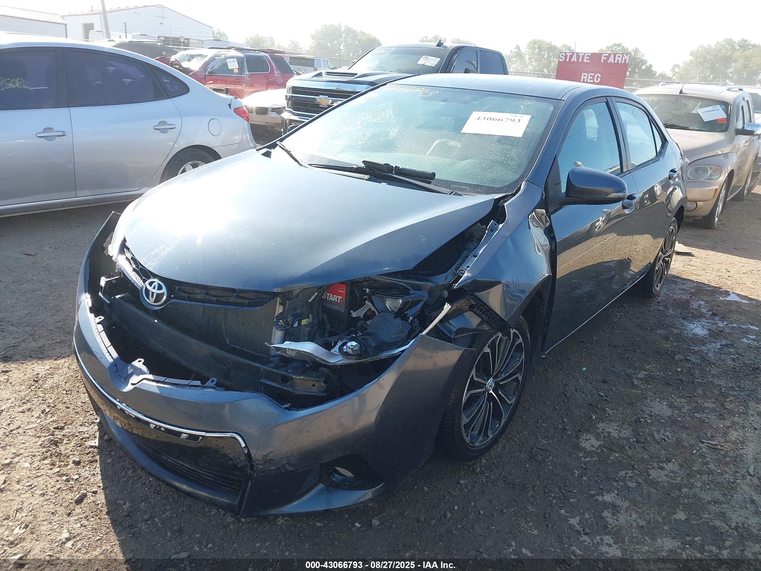 TOYOTA COROLLA image 2