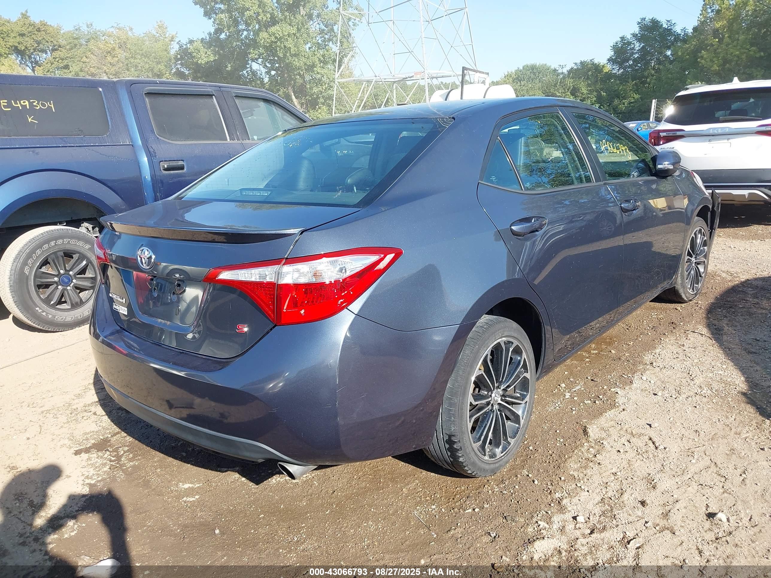 TOYOTA COROLLA image 4