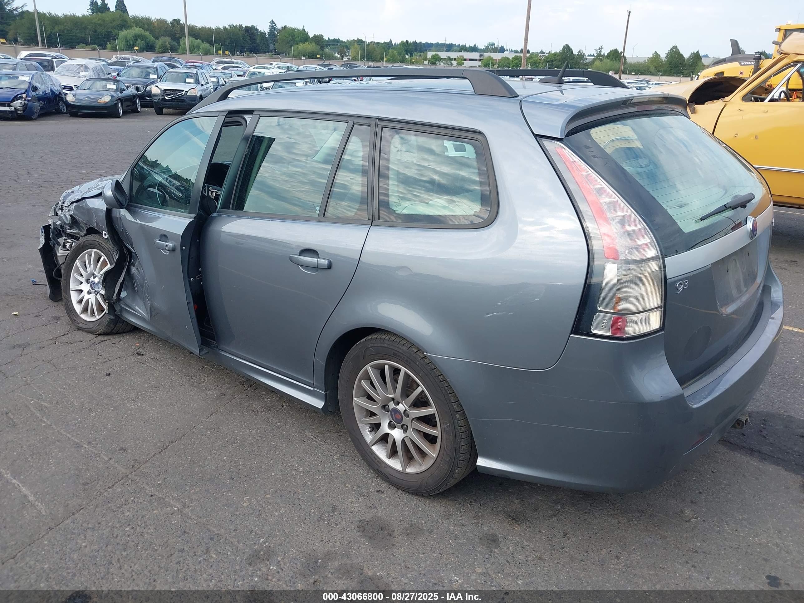 SAAB 9-3 image 3