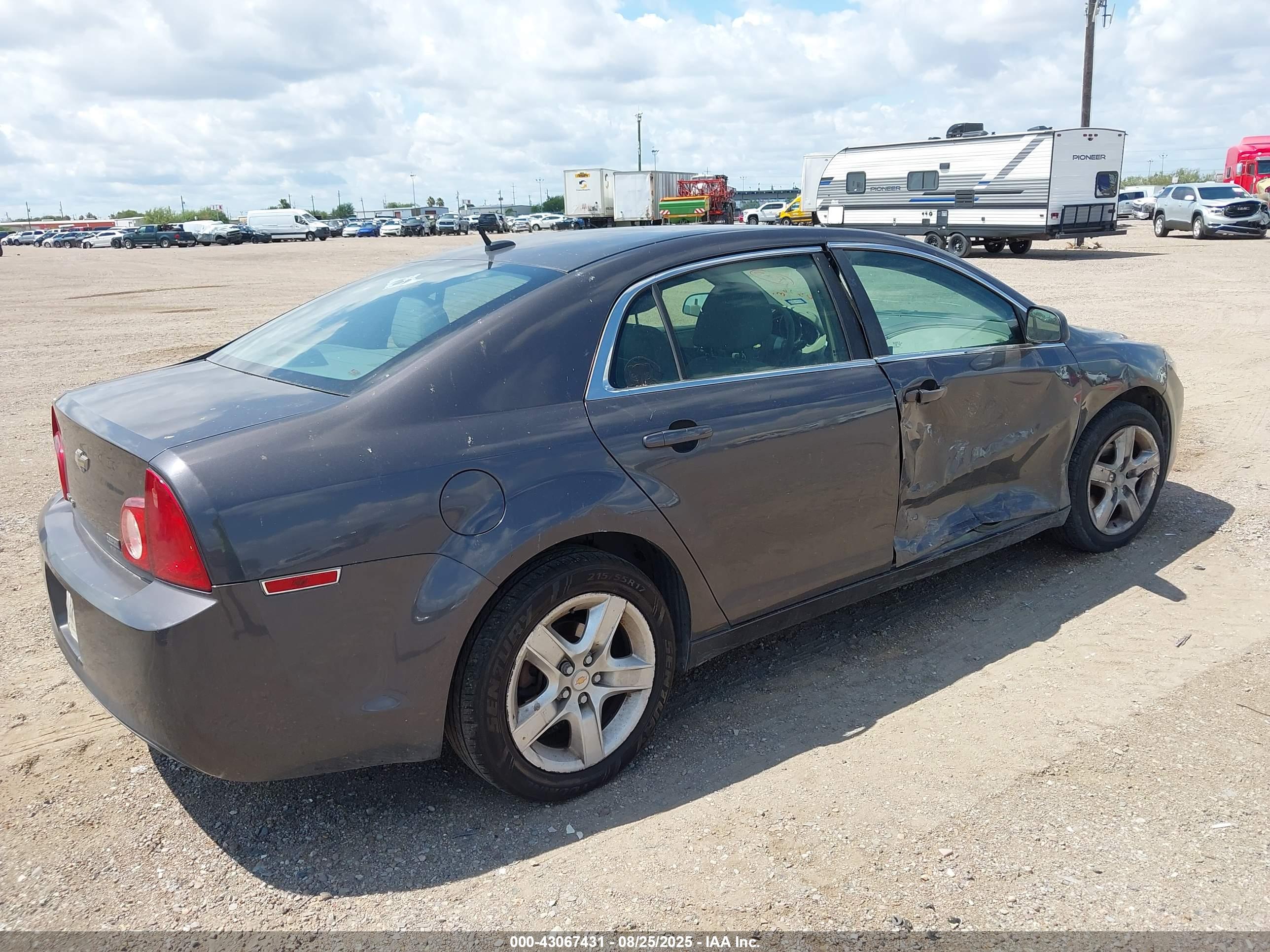 CHEVROLET MALIBU image 4