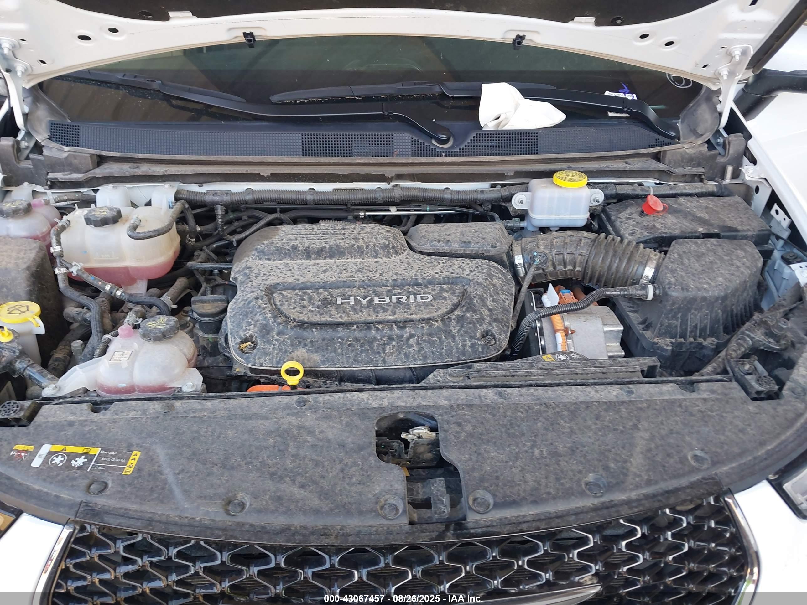 CHRYSLER PACIFICA image 10