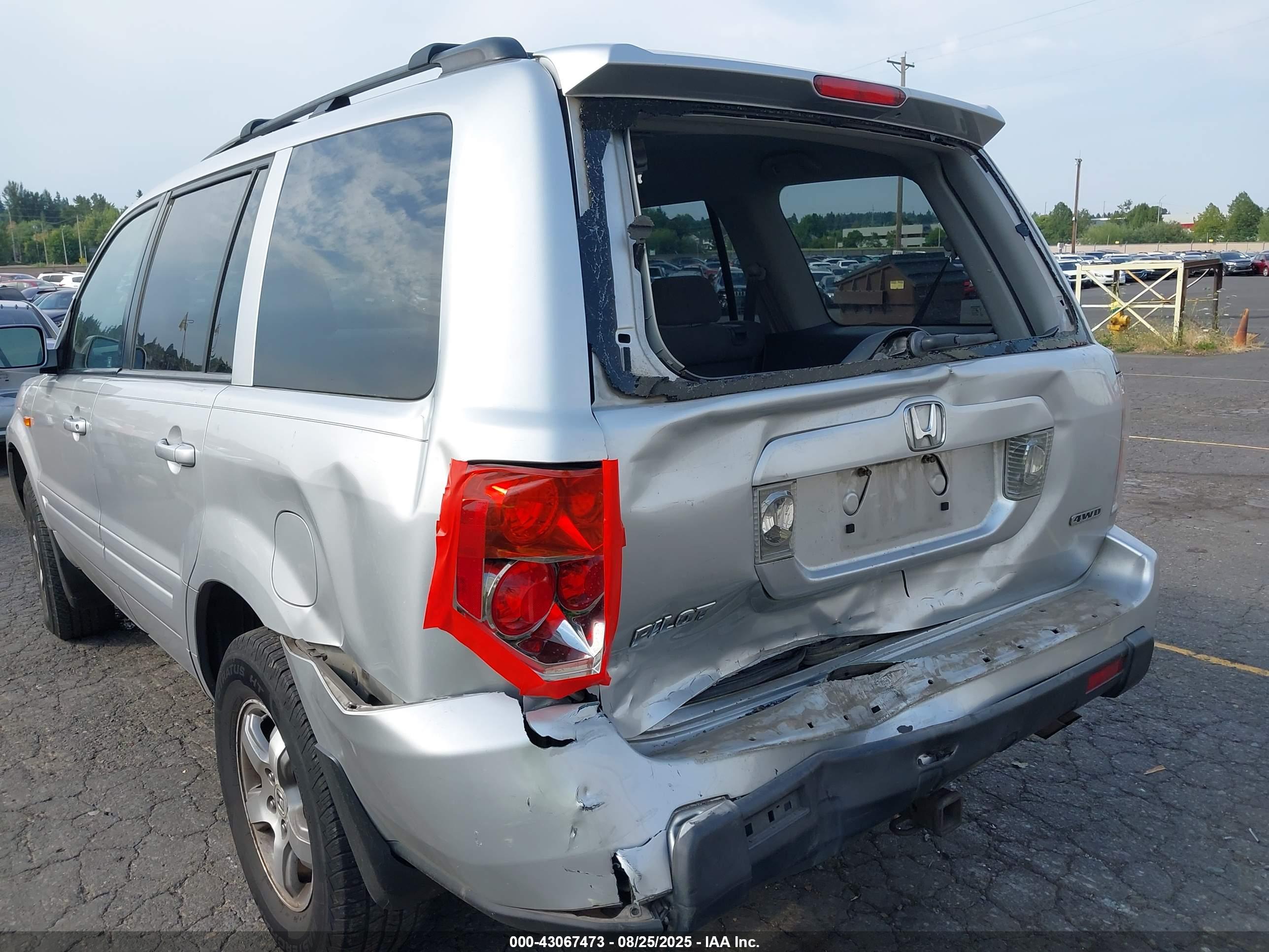 HONDA PILOT image 6