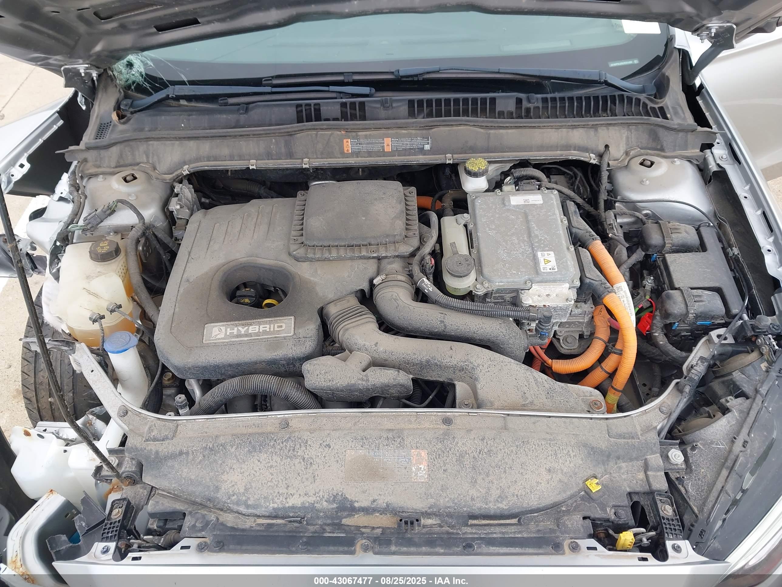 FORD FUSION image 10
