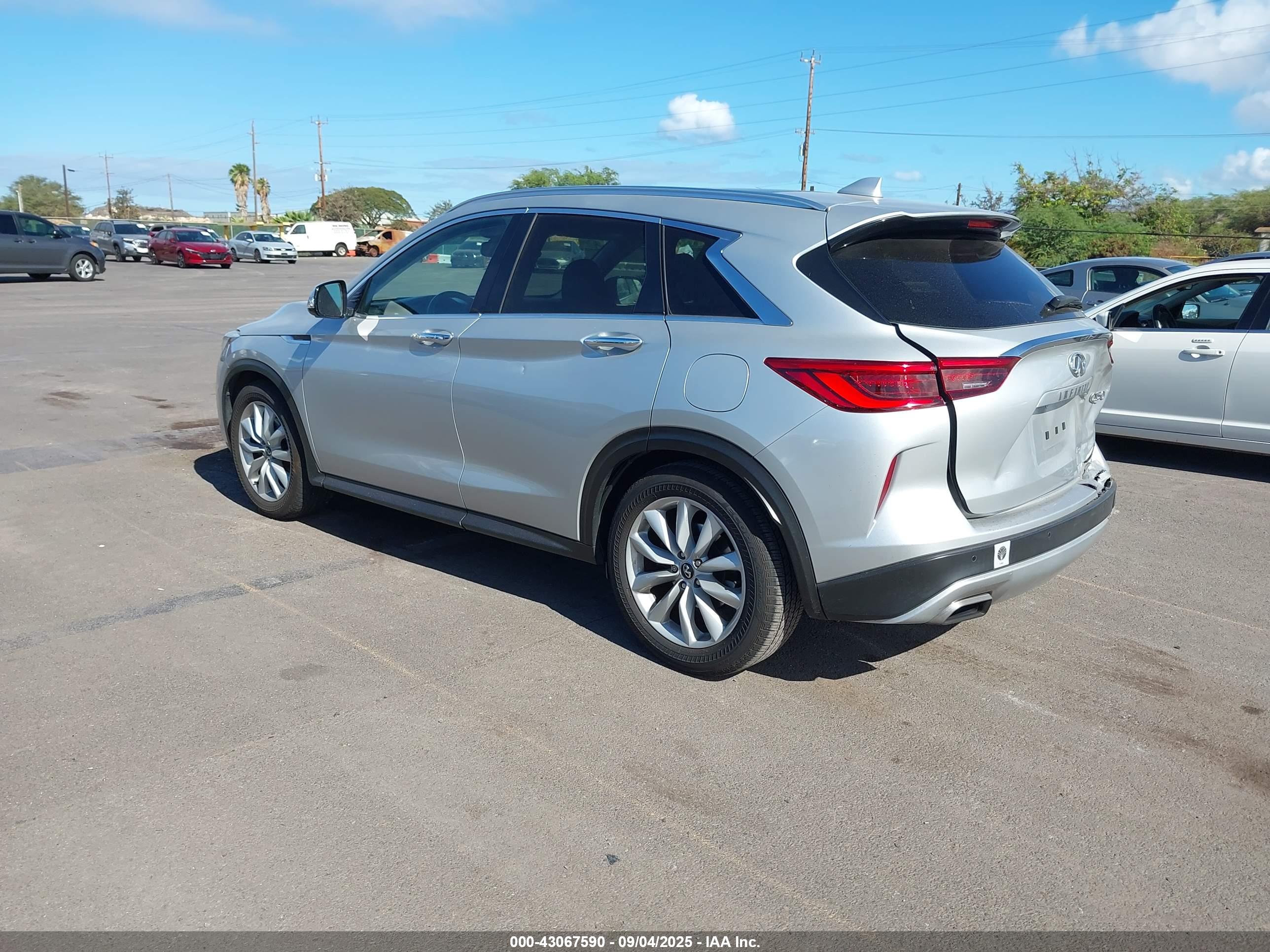 INFINITI QX50 image 3