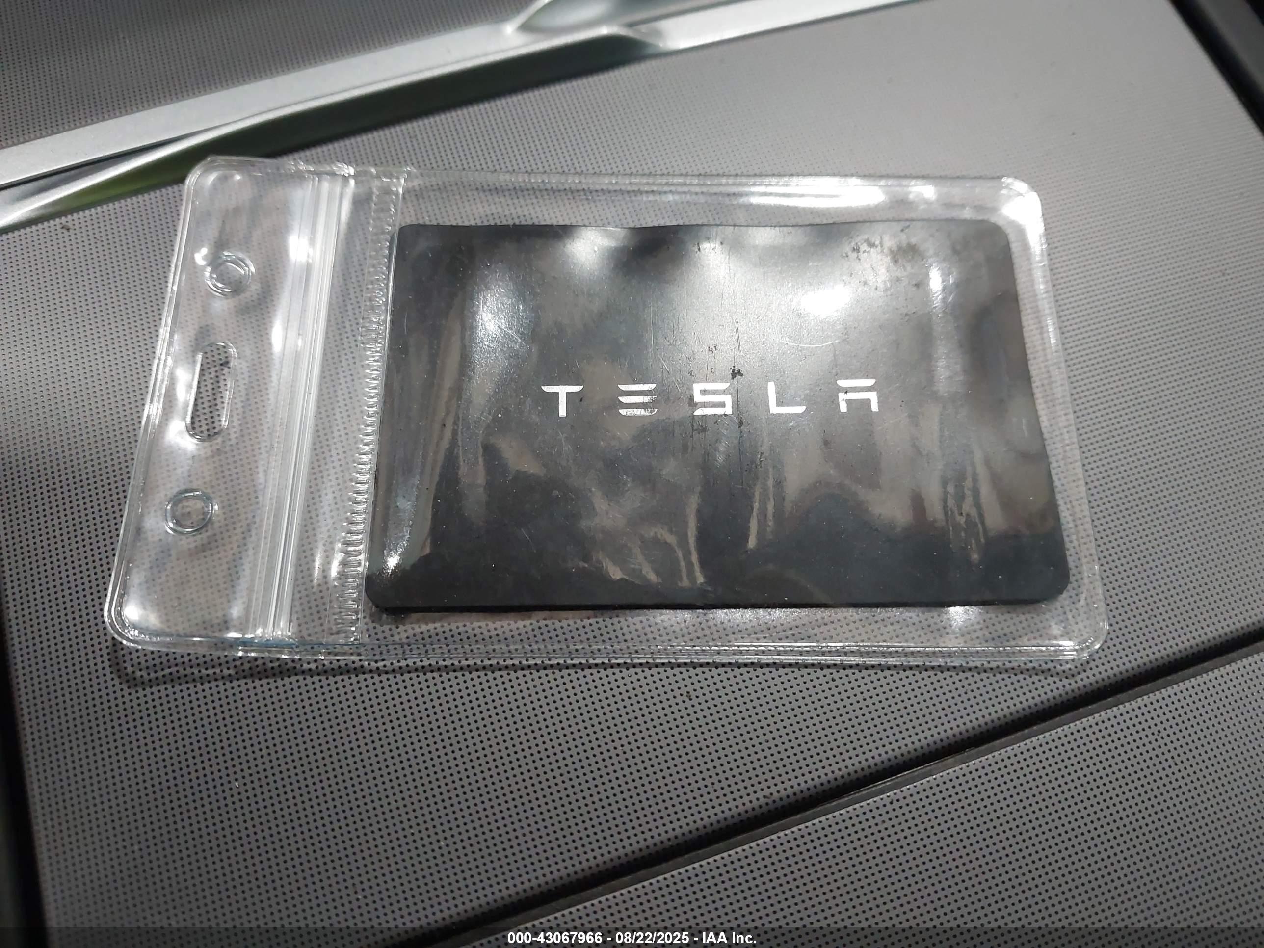 TESLA MODEL image 11