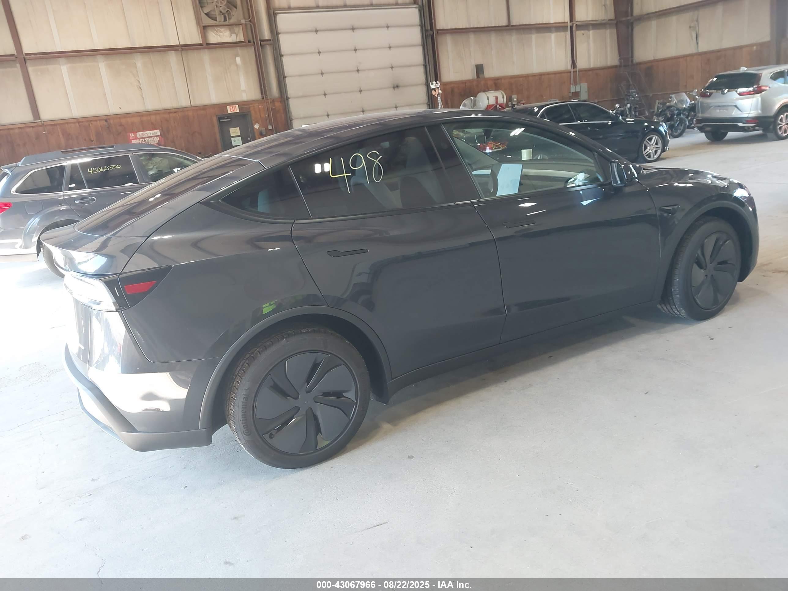 TESLA MODEL image 4