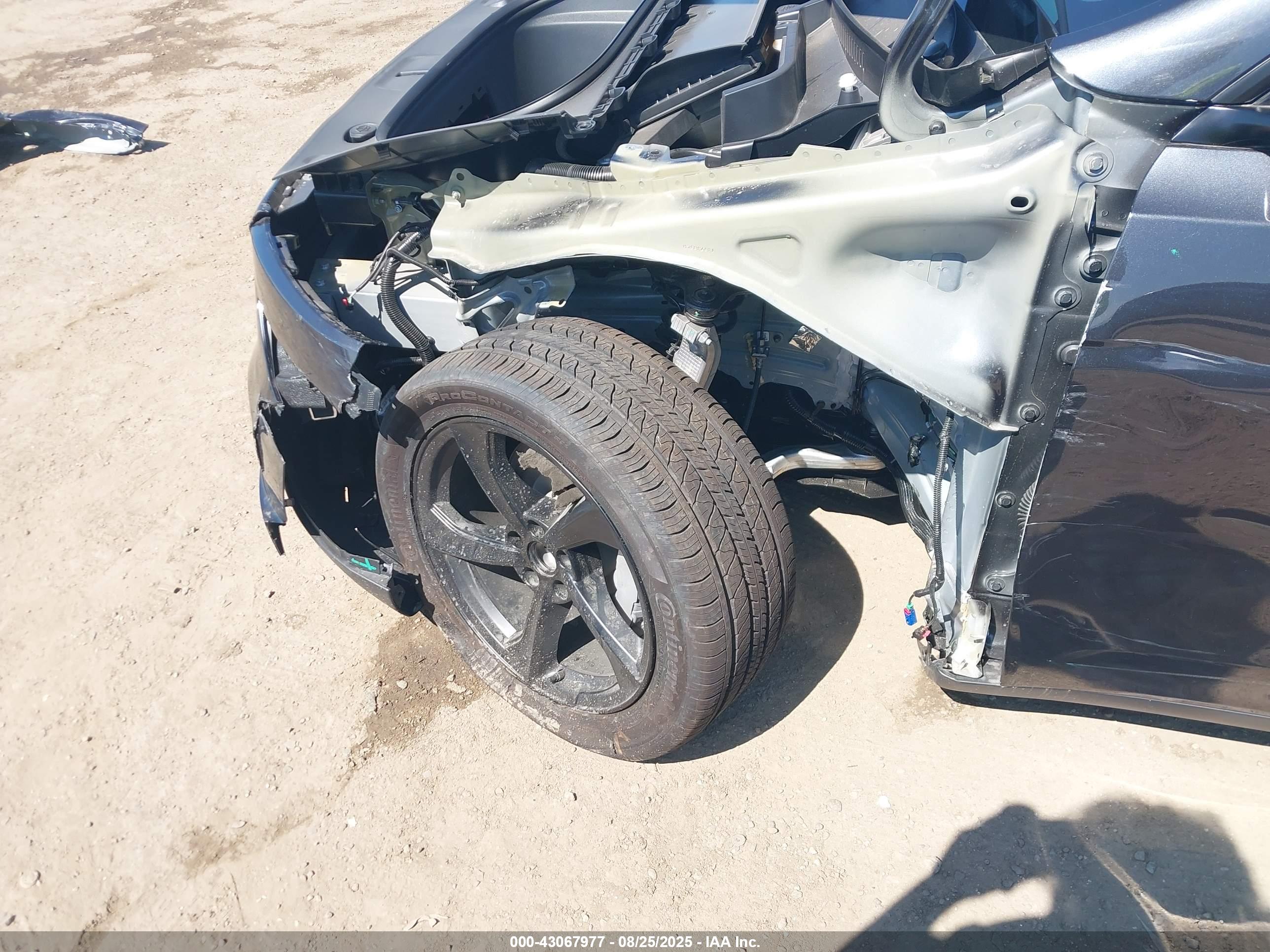 TESLA MODEL image 6