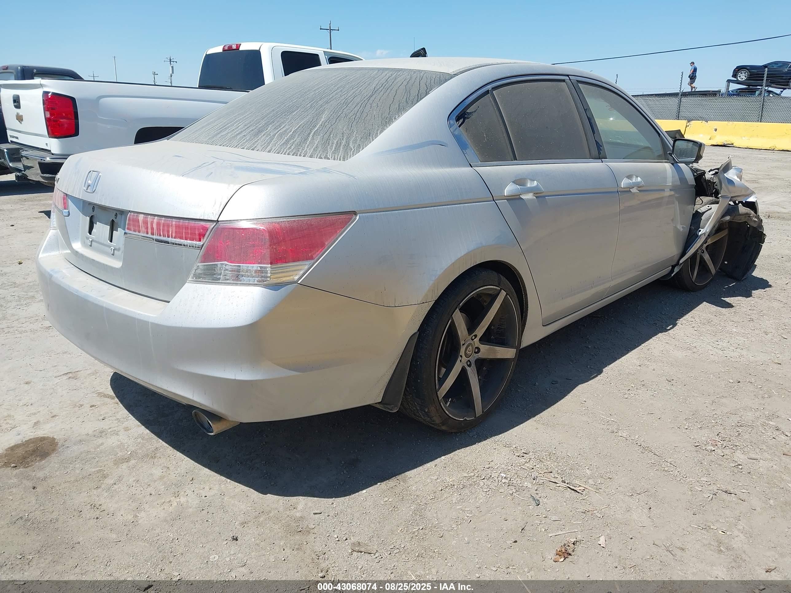 HONDA ACCORD image 4
