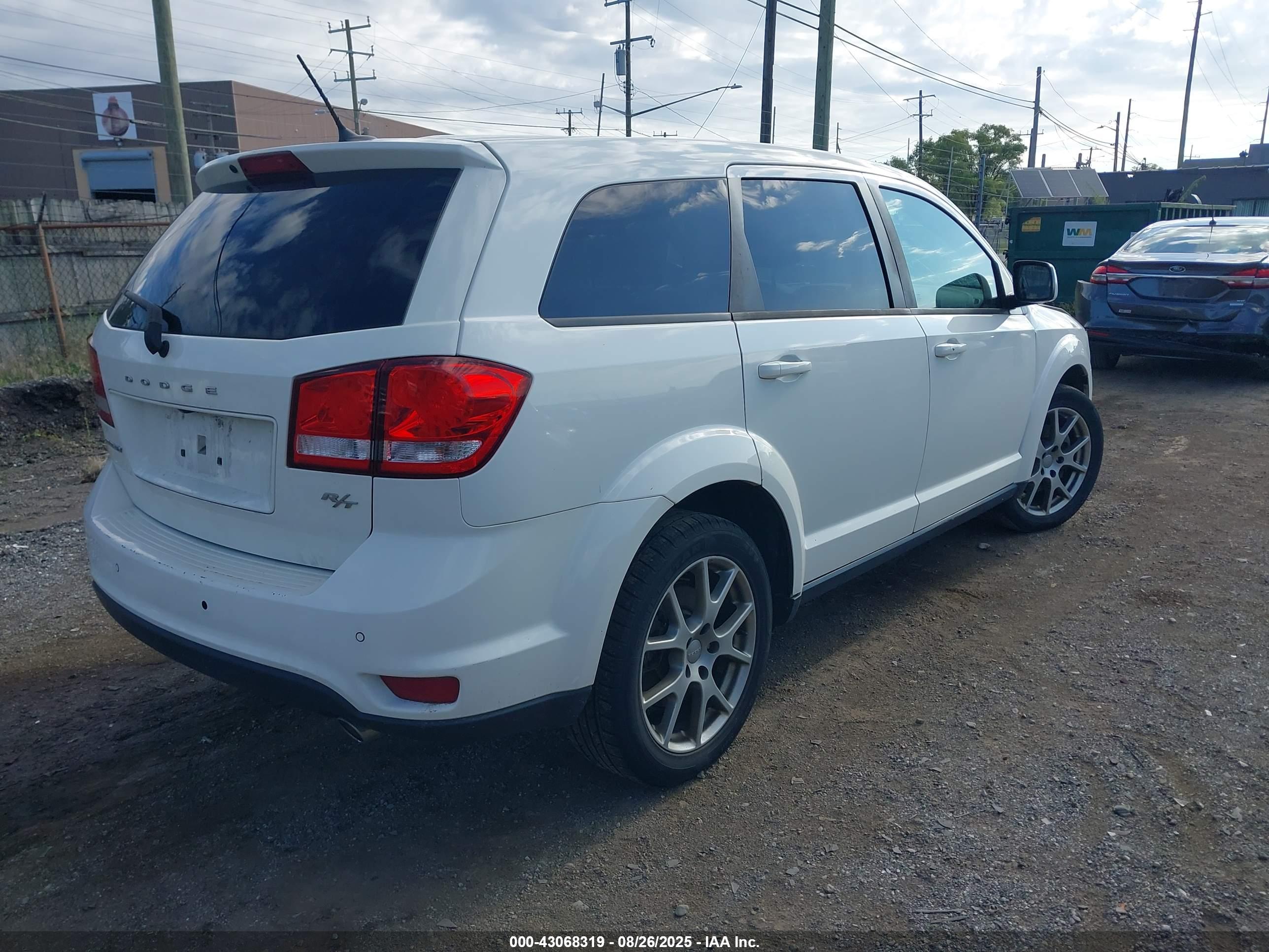 DODGE JOURNEY image 4