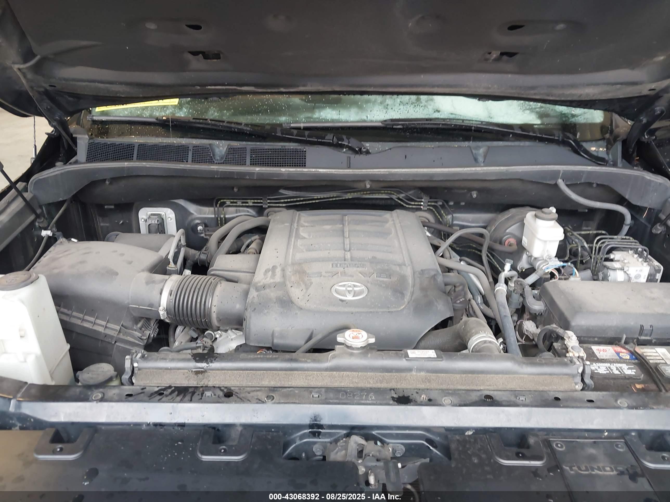 TOYOTA TUNDRA image 10