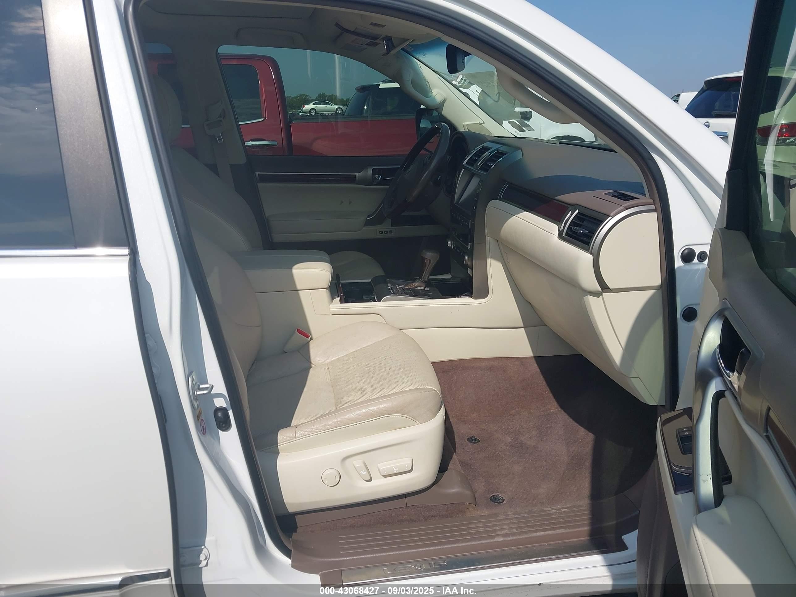 LEXUS GX image 5