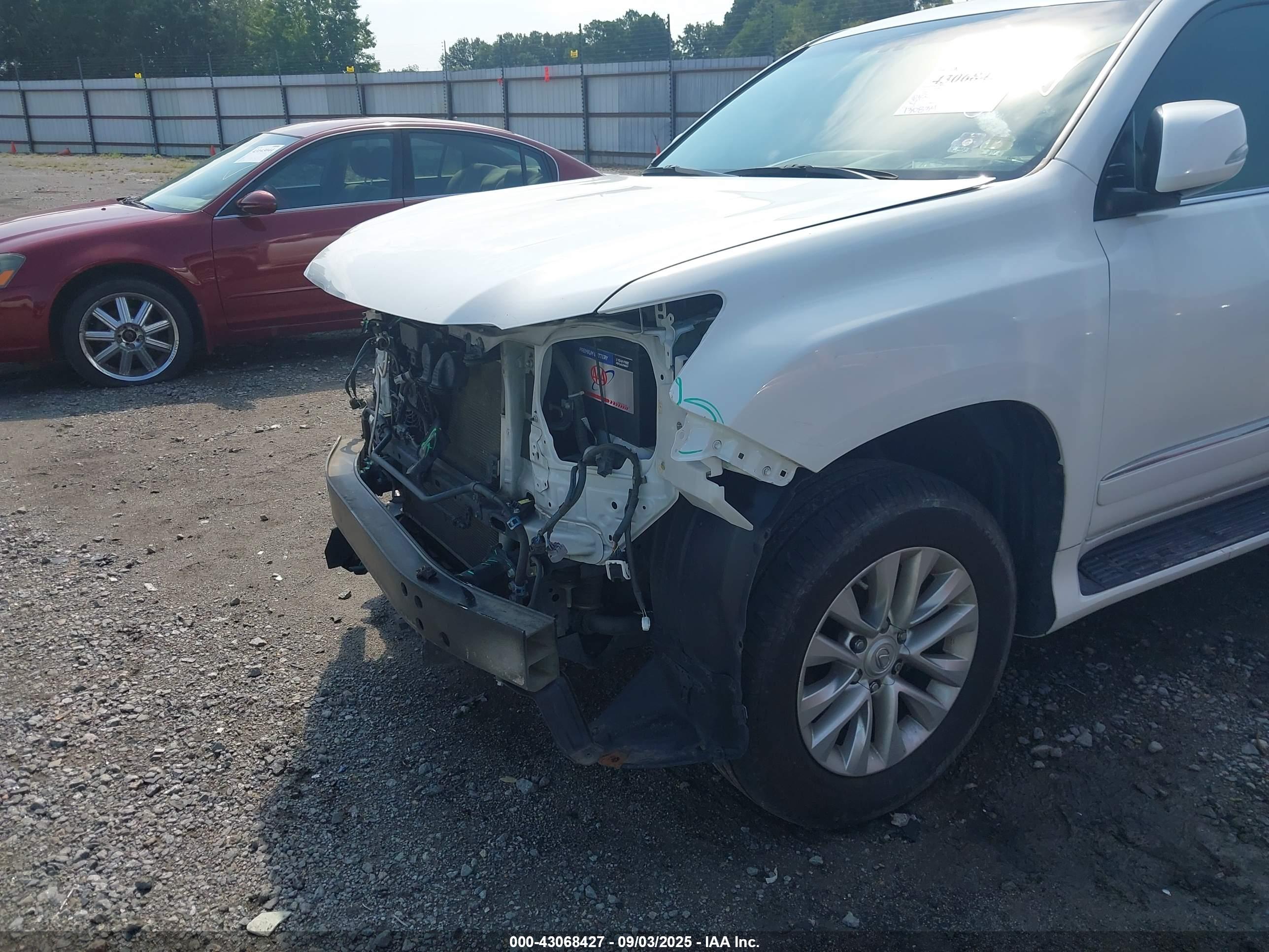 LEXUS GX image 6