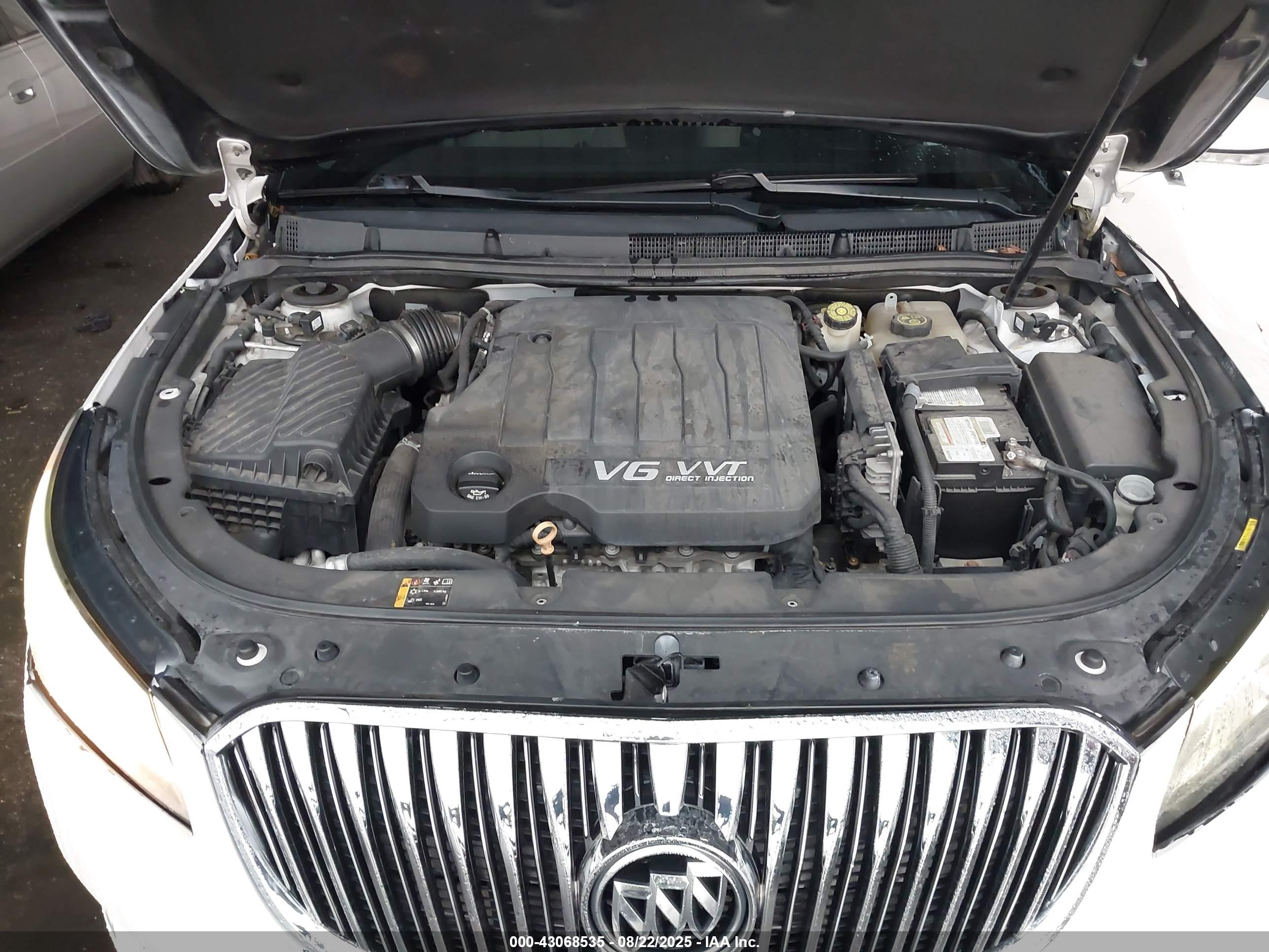 BUICK LACROSSE image 10