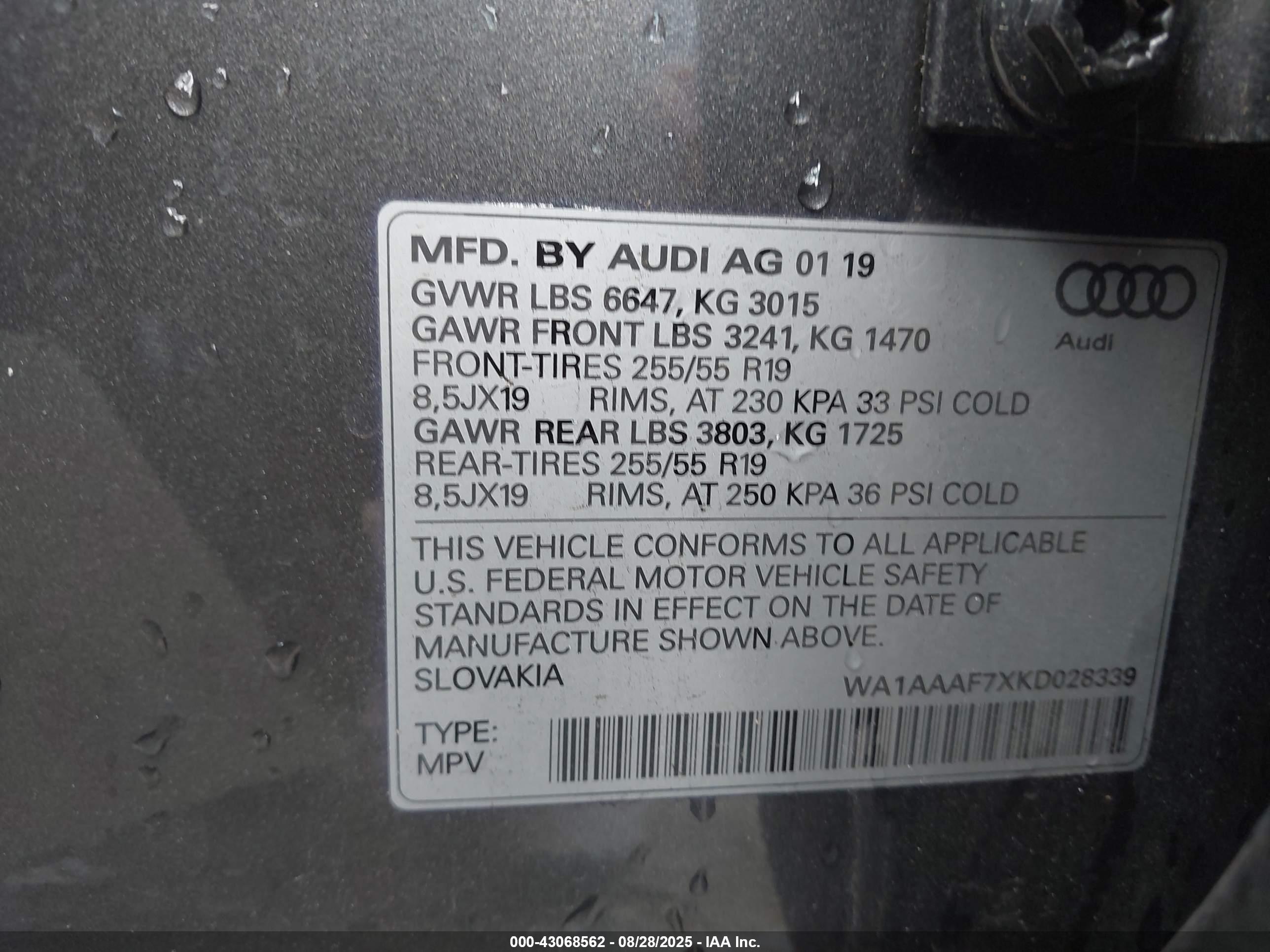 AUDI Q7 image 9