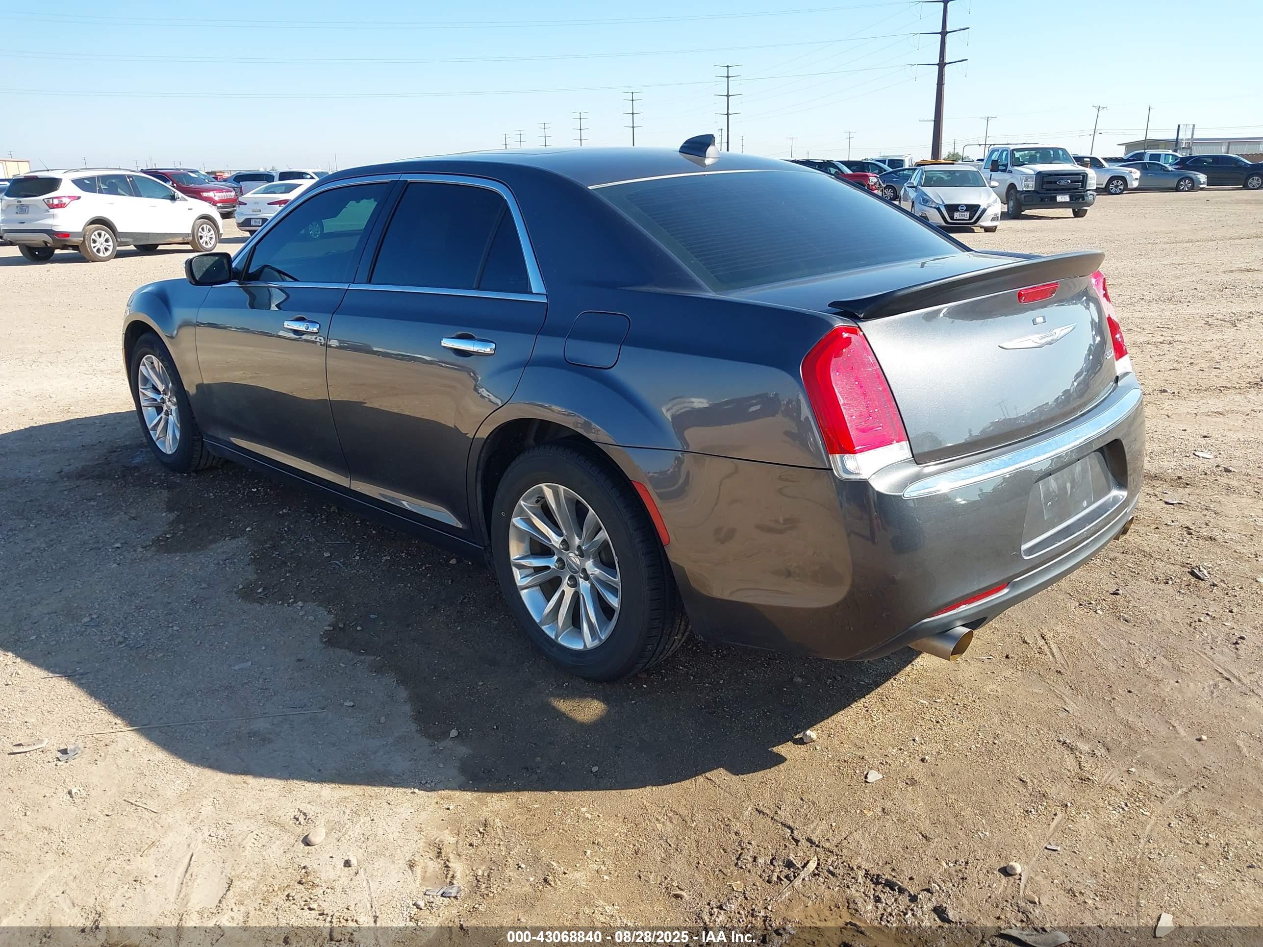CHRYSLER 300C image 3