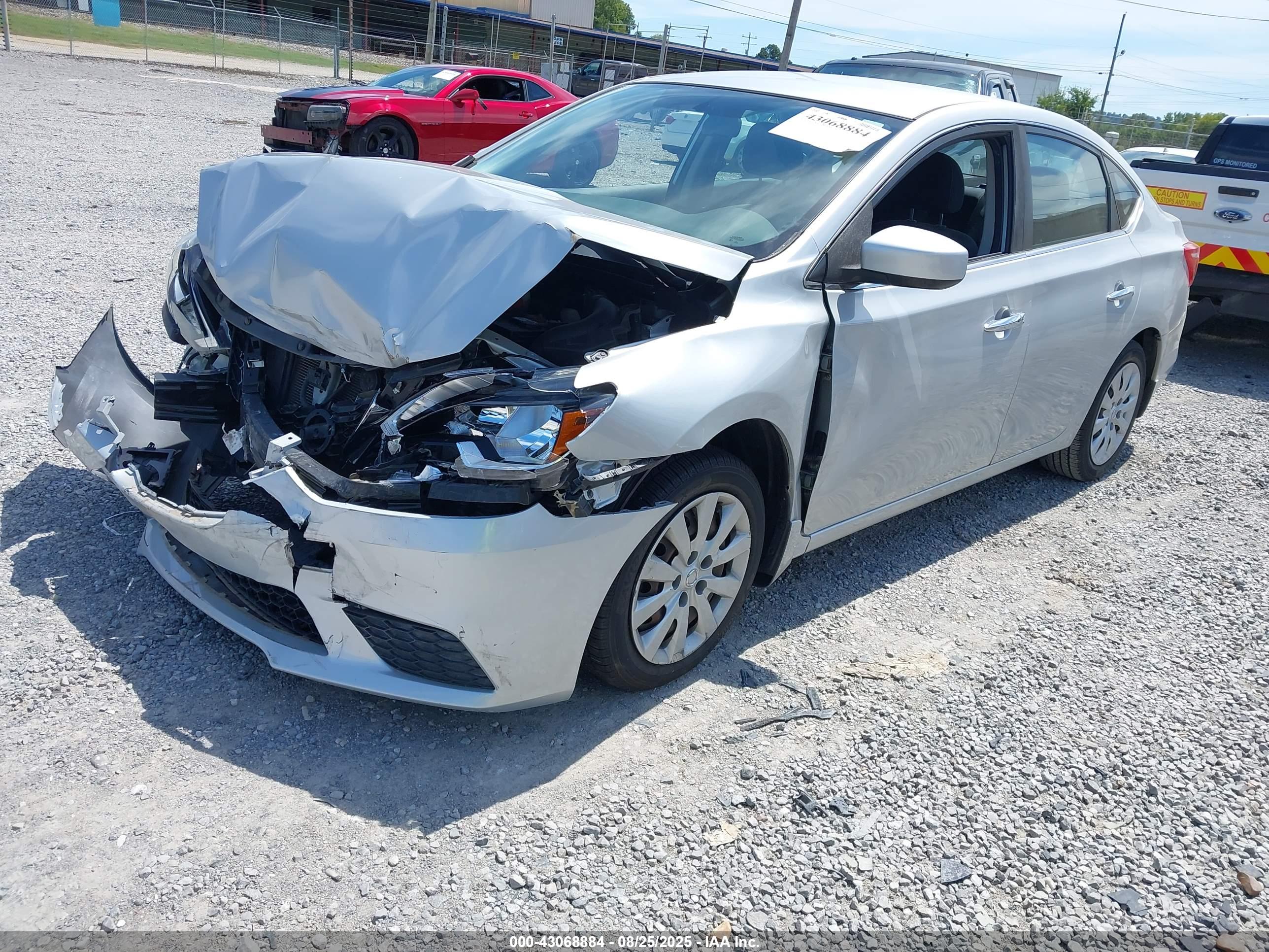 NISSAN SENTRA image 2