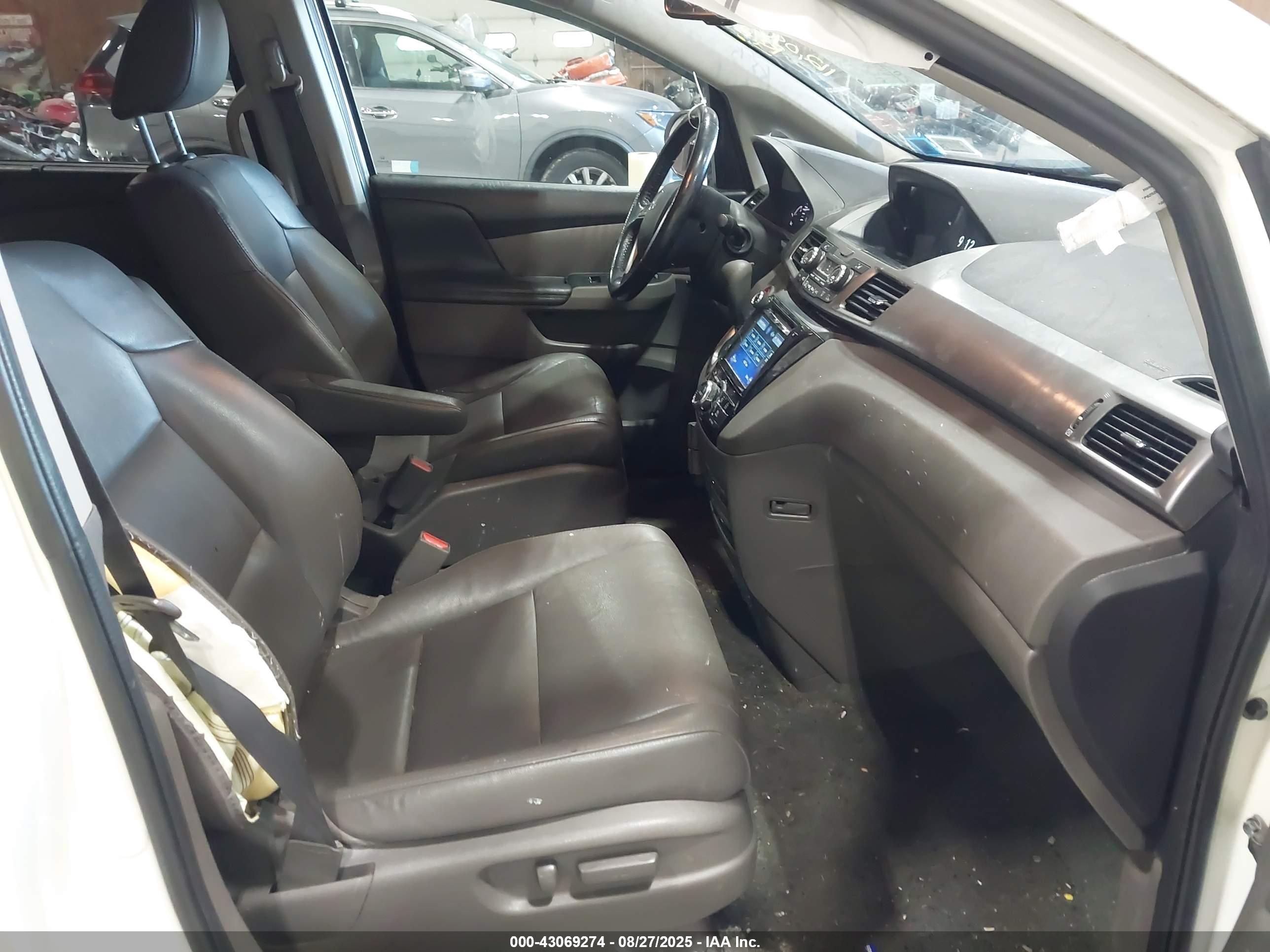 HONDA ODYSSEY image 5
