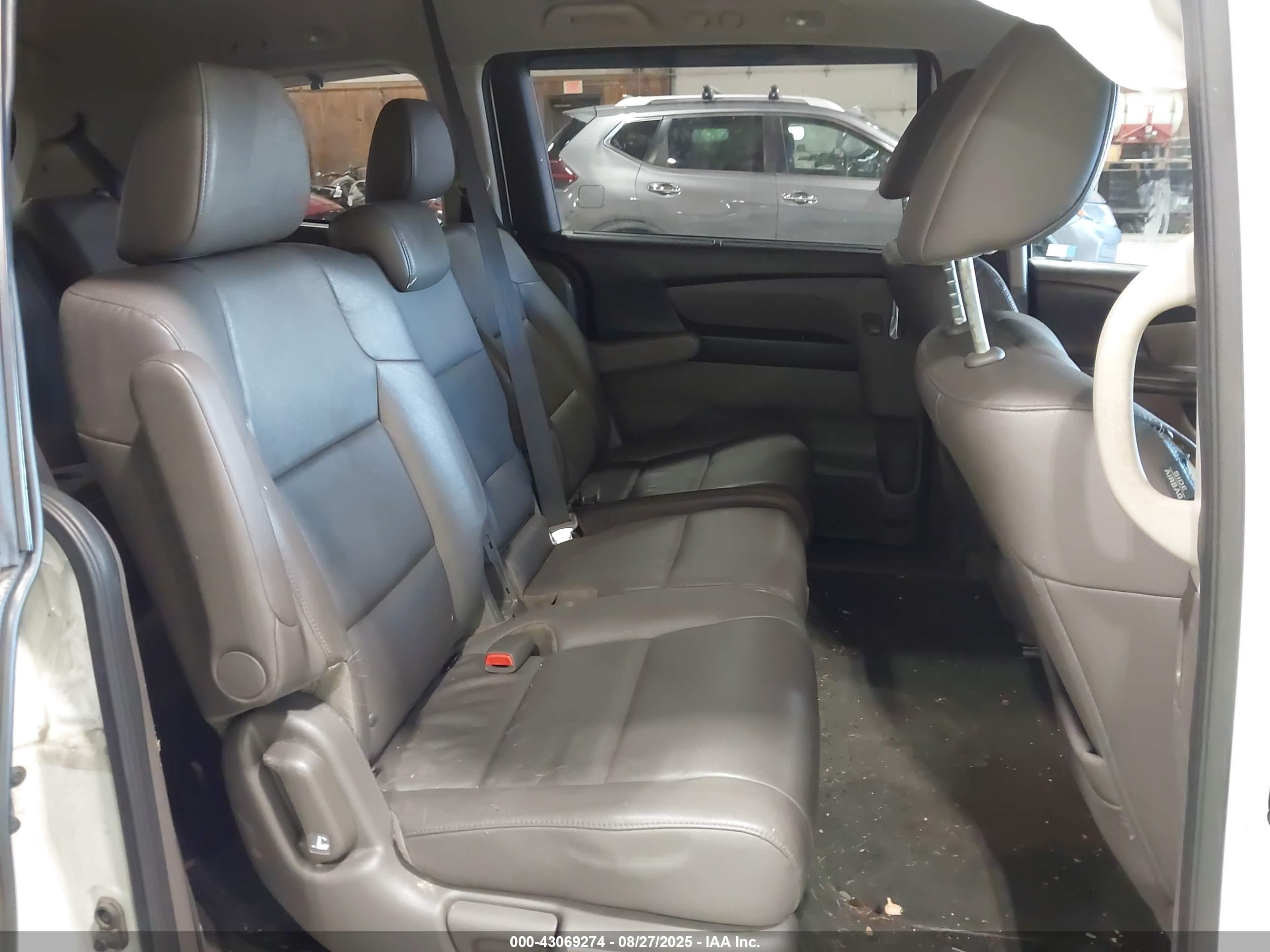 HONDA ODYSSEY image 8