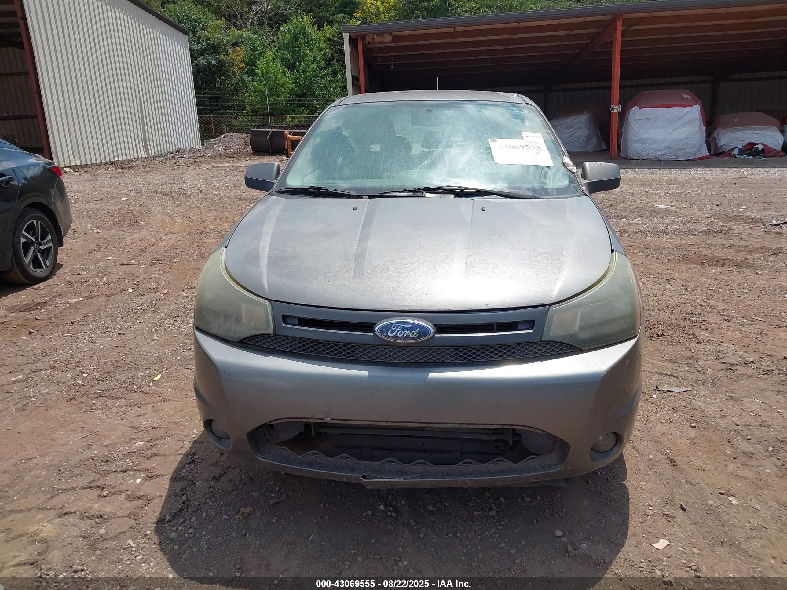 FORD FOCUS image 6