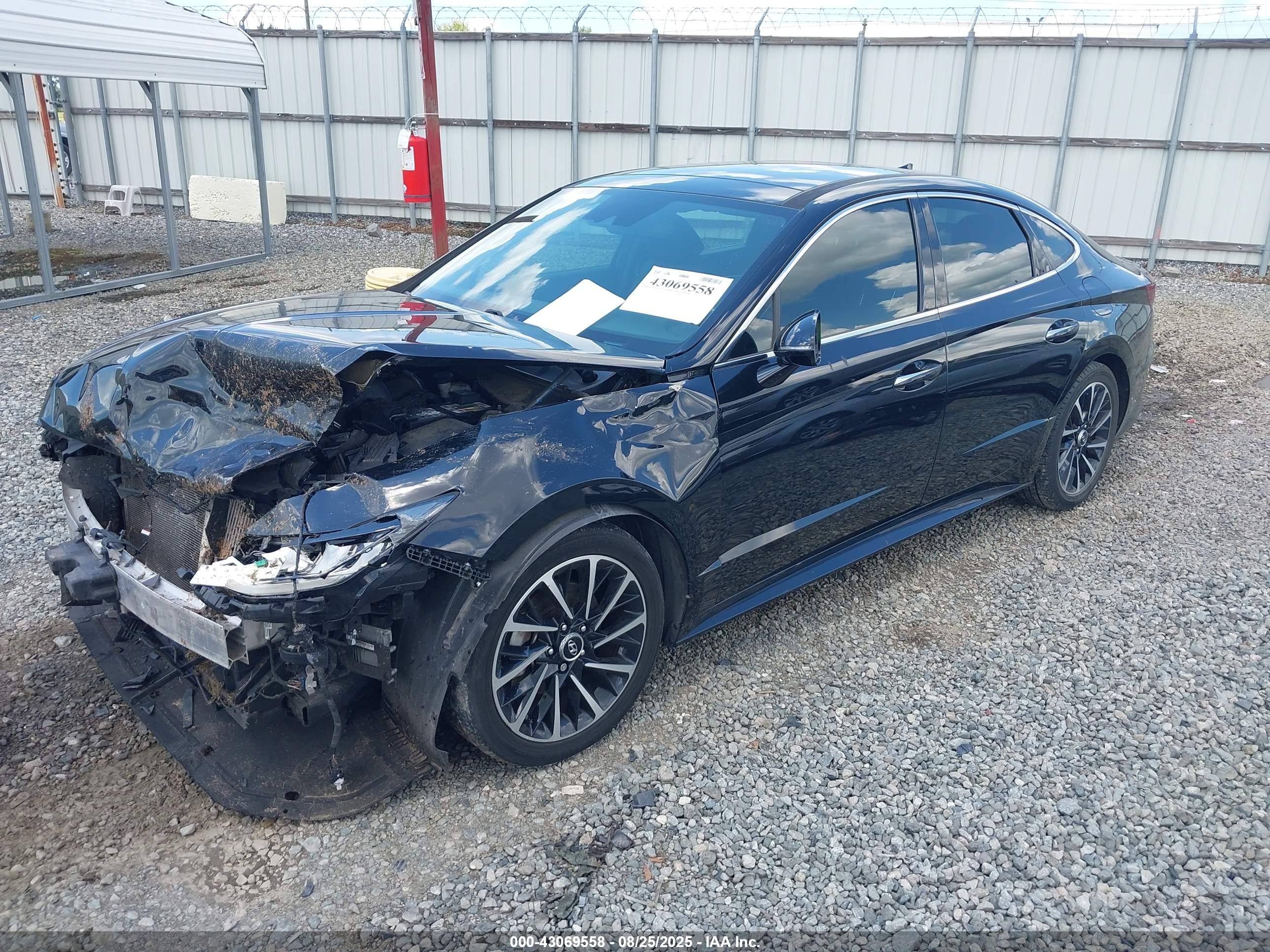 HYUNDAI SONATA image 6