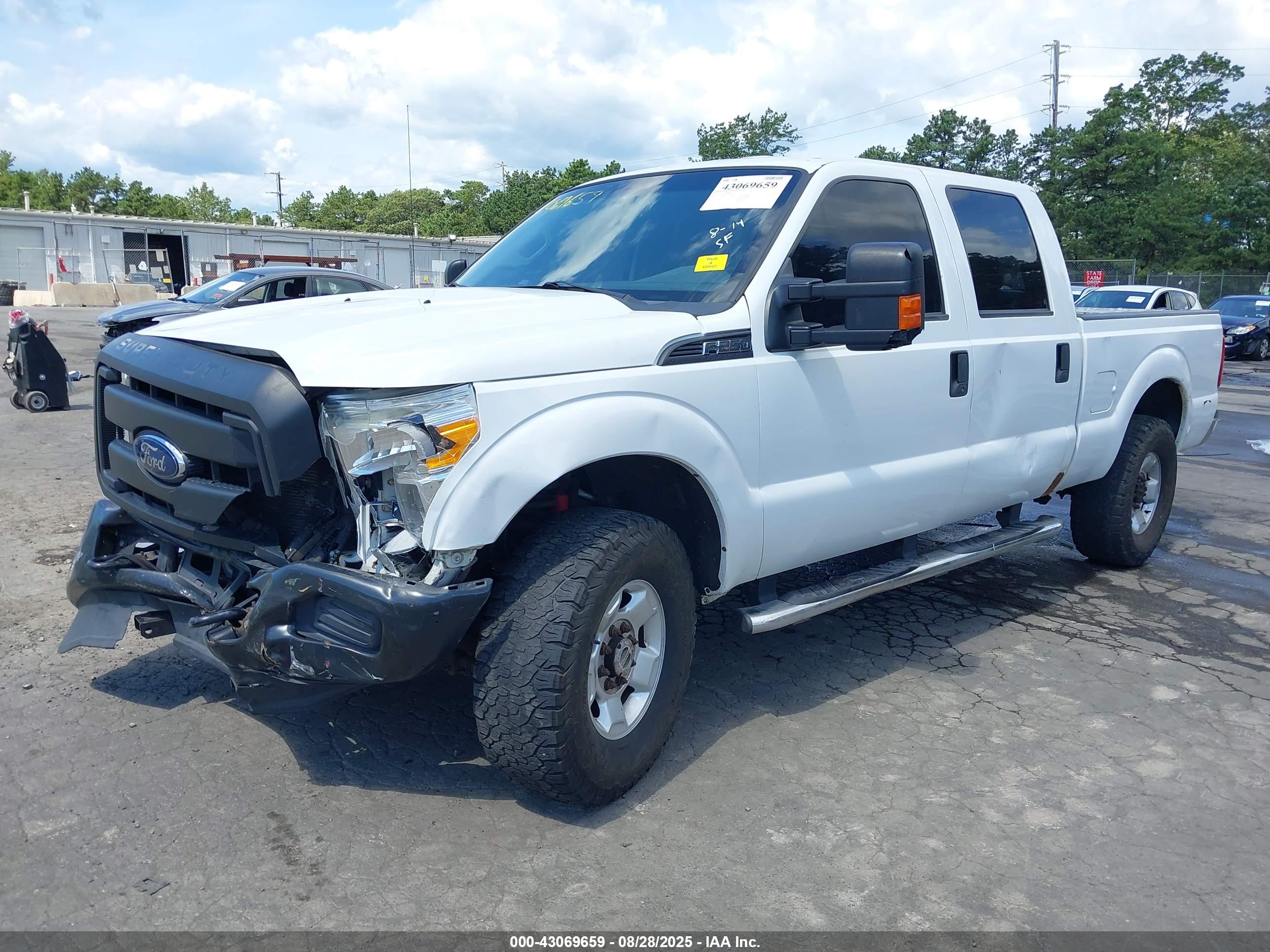 FORD F-250 image 6