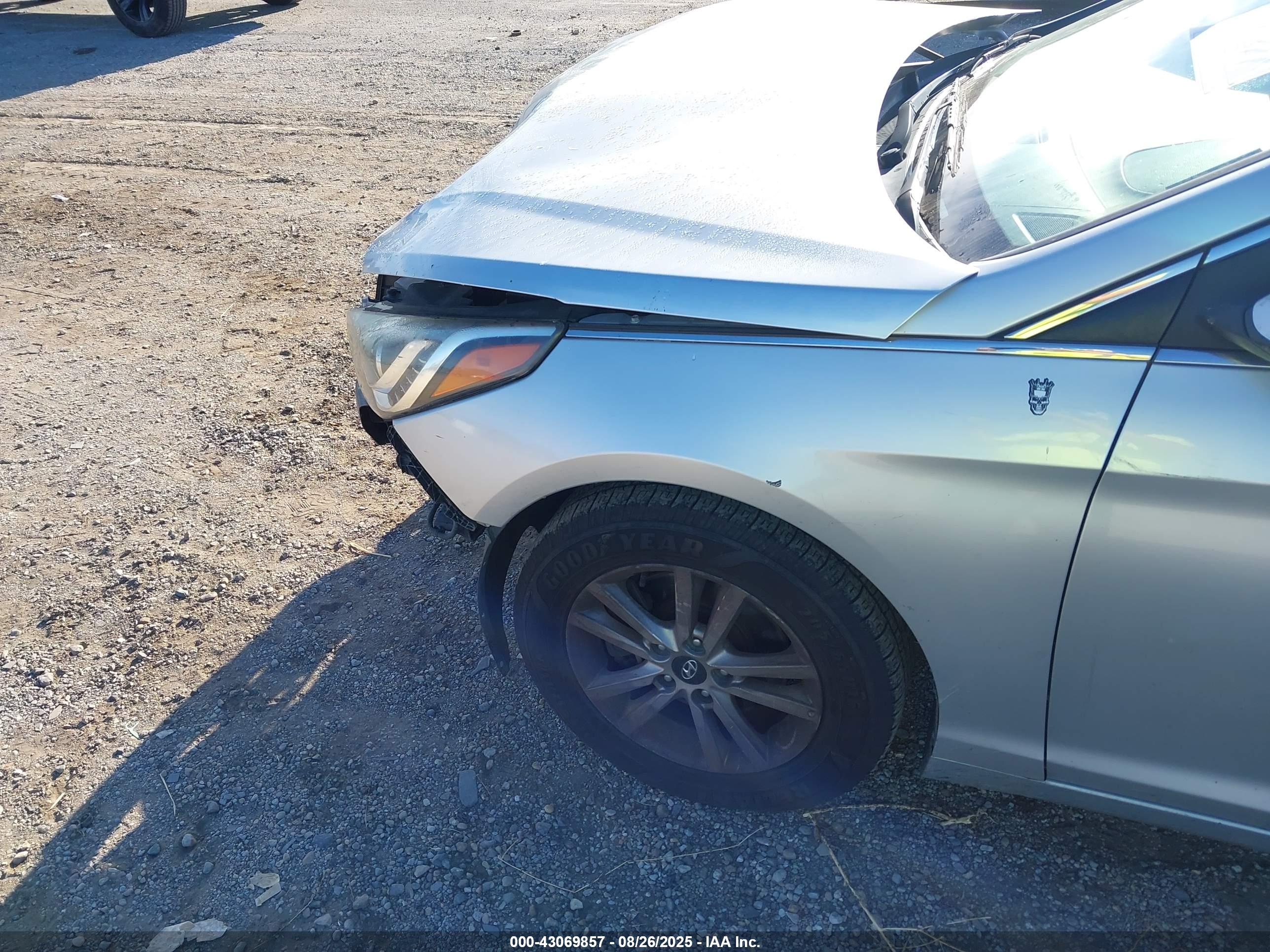 HYUNDAI SONATA image 6