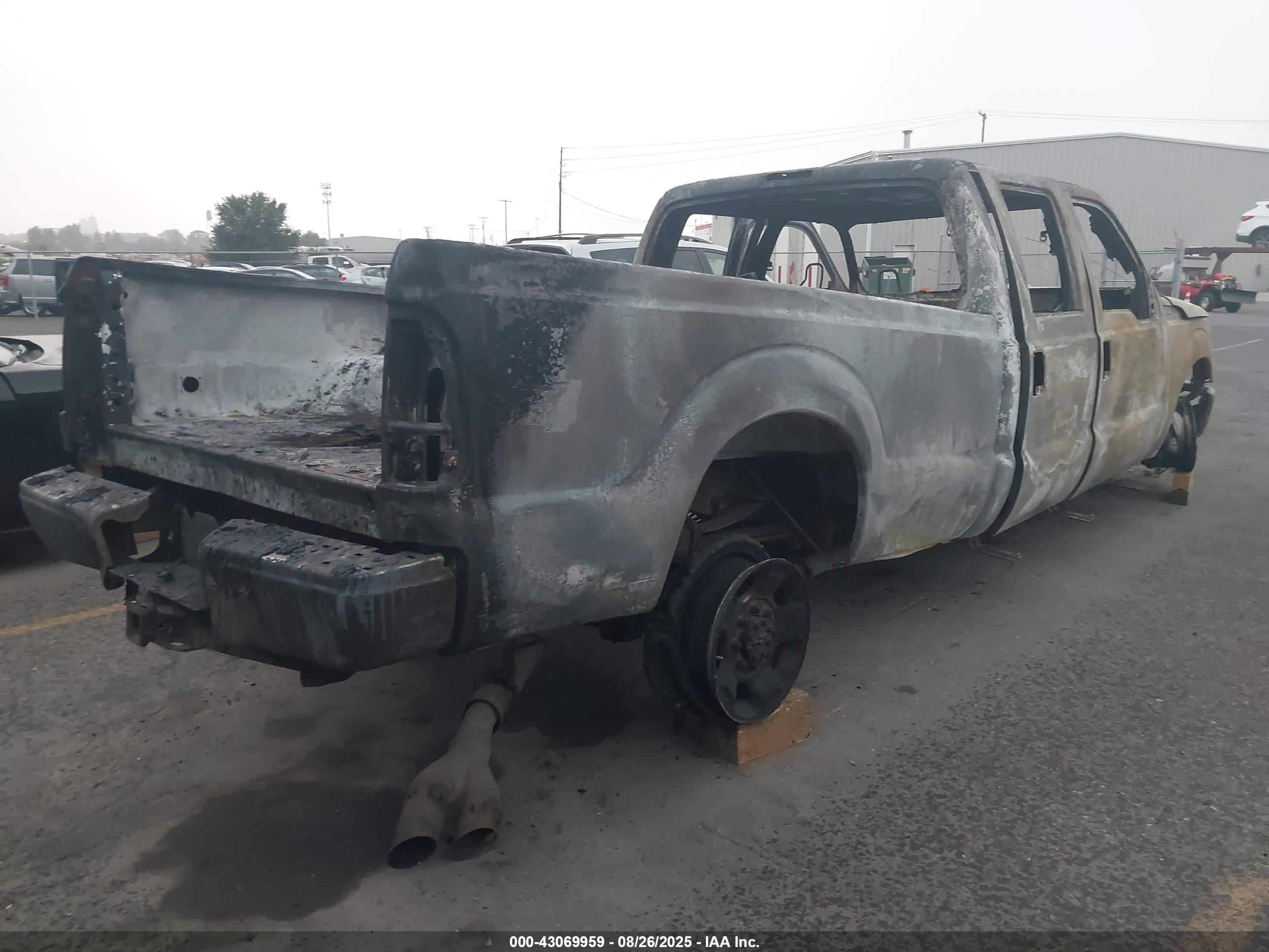 FORD F-350 image 4