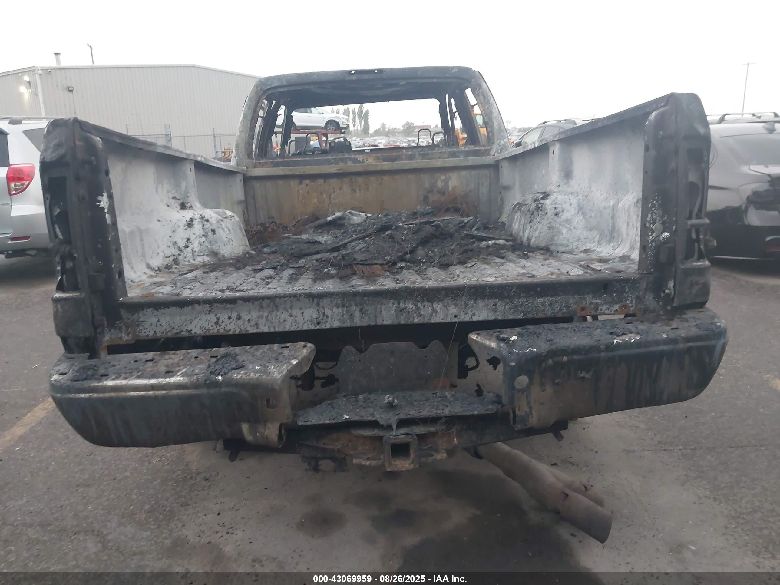 FORD F-350 image 8