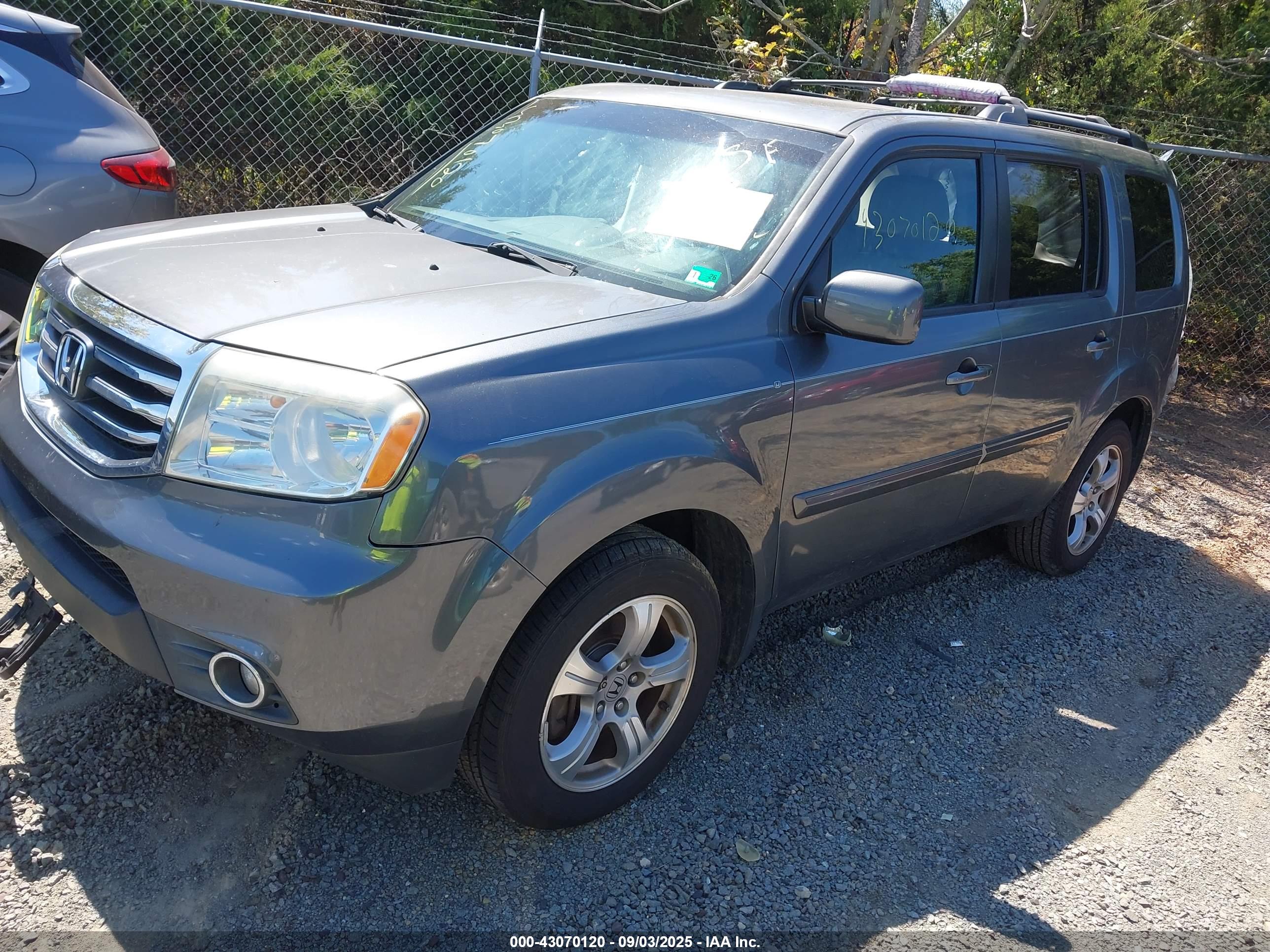 HONDA PILOT image 2