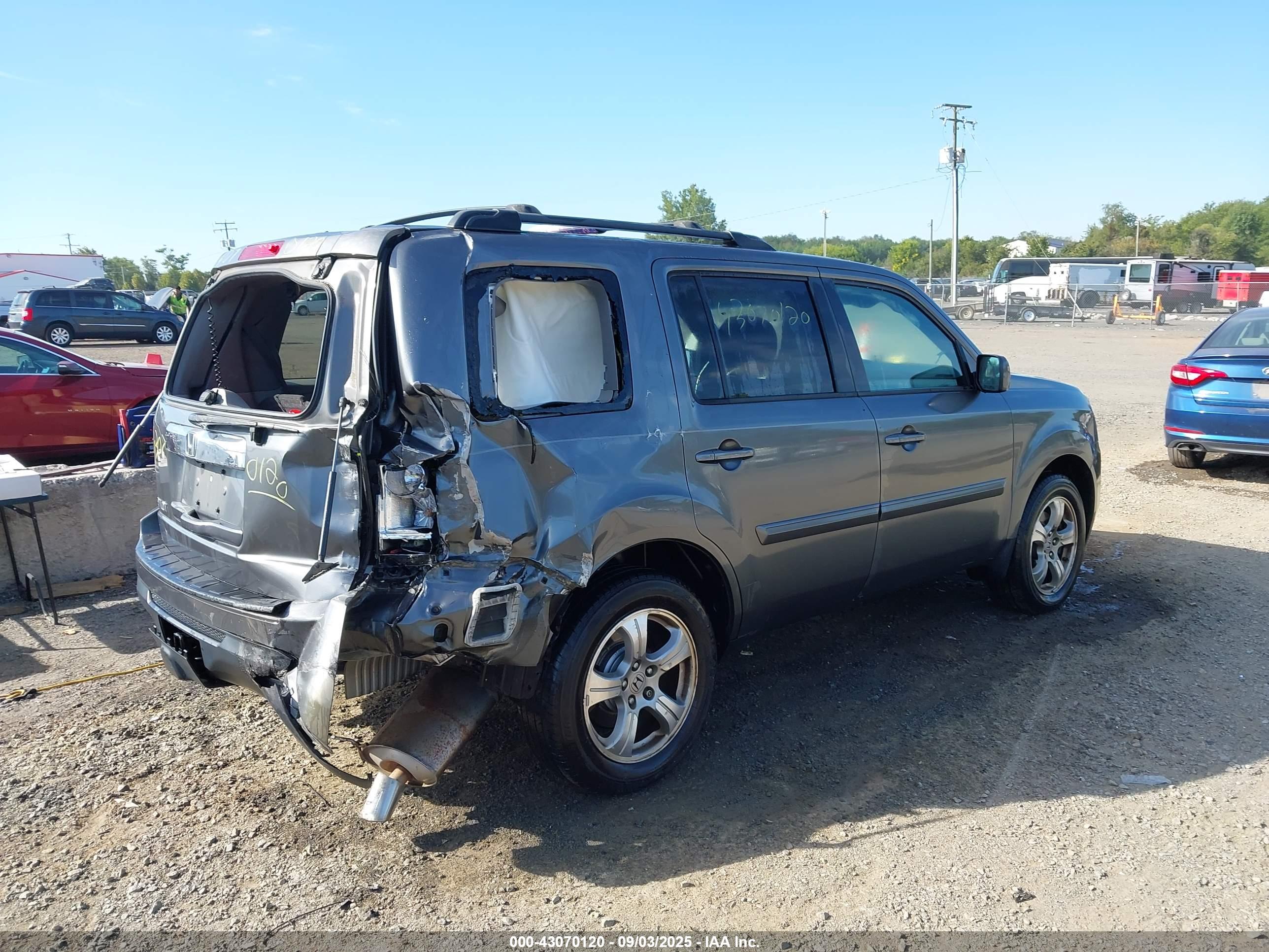 HONDA PILOT image 4